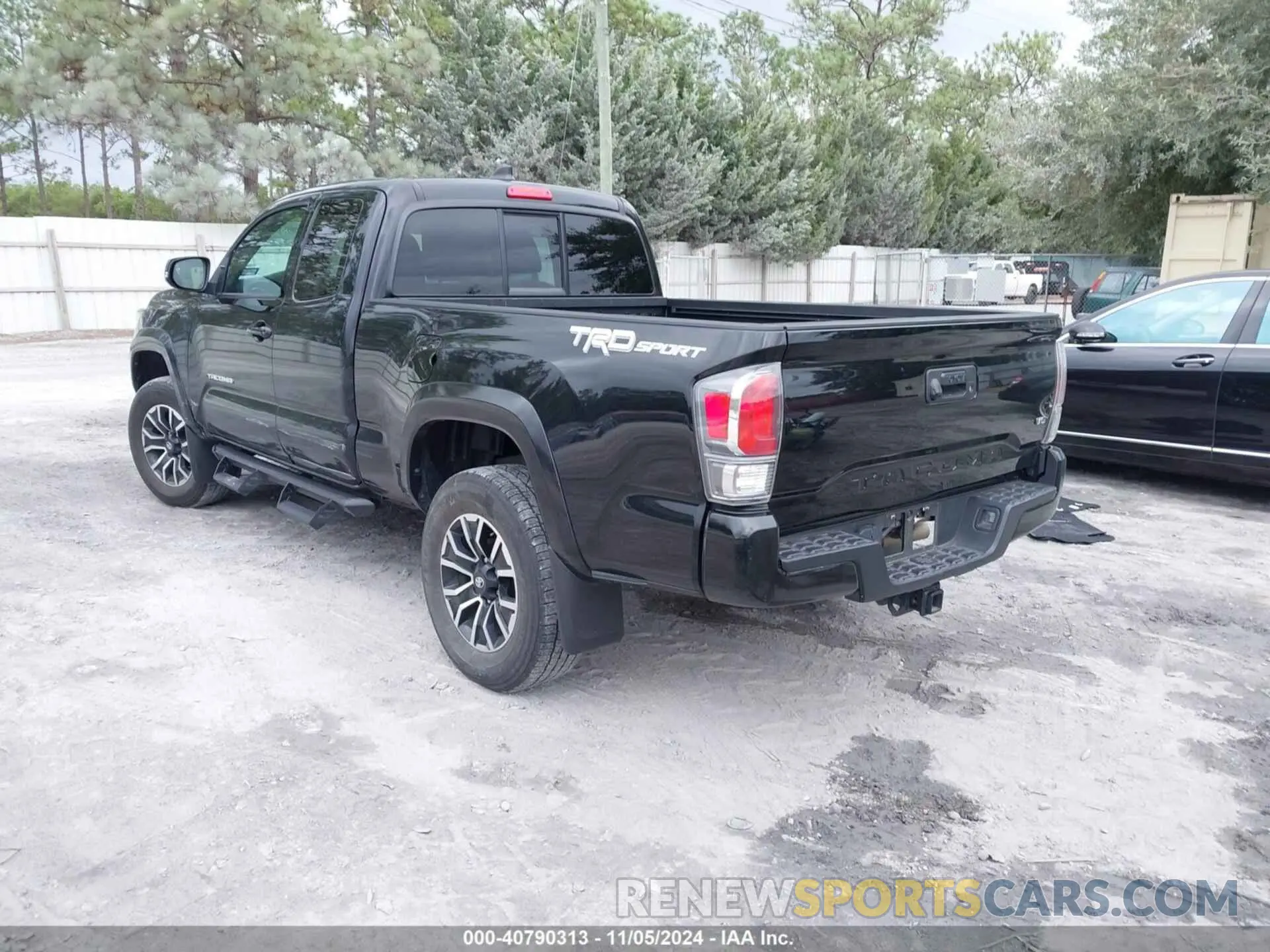 3 Photograph of a damaged car 3TYRZ5CN2PT028265 TOYOTA TACOMA 2023