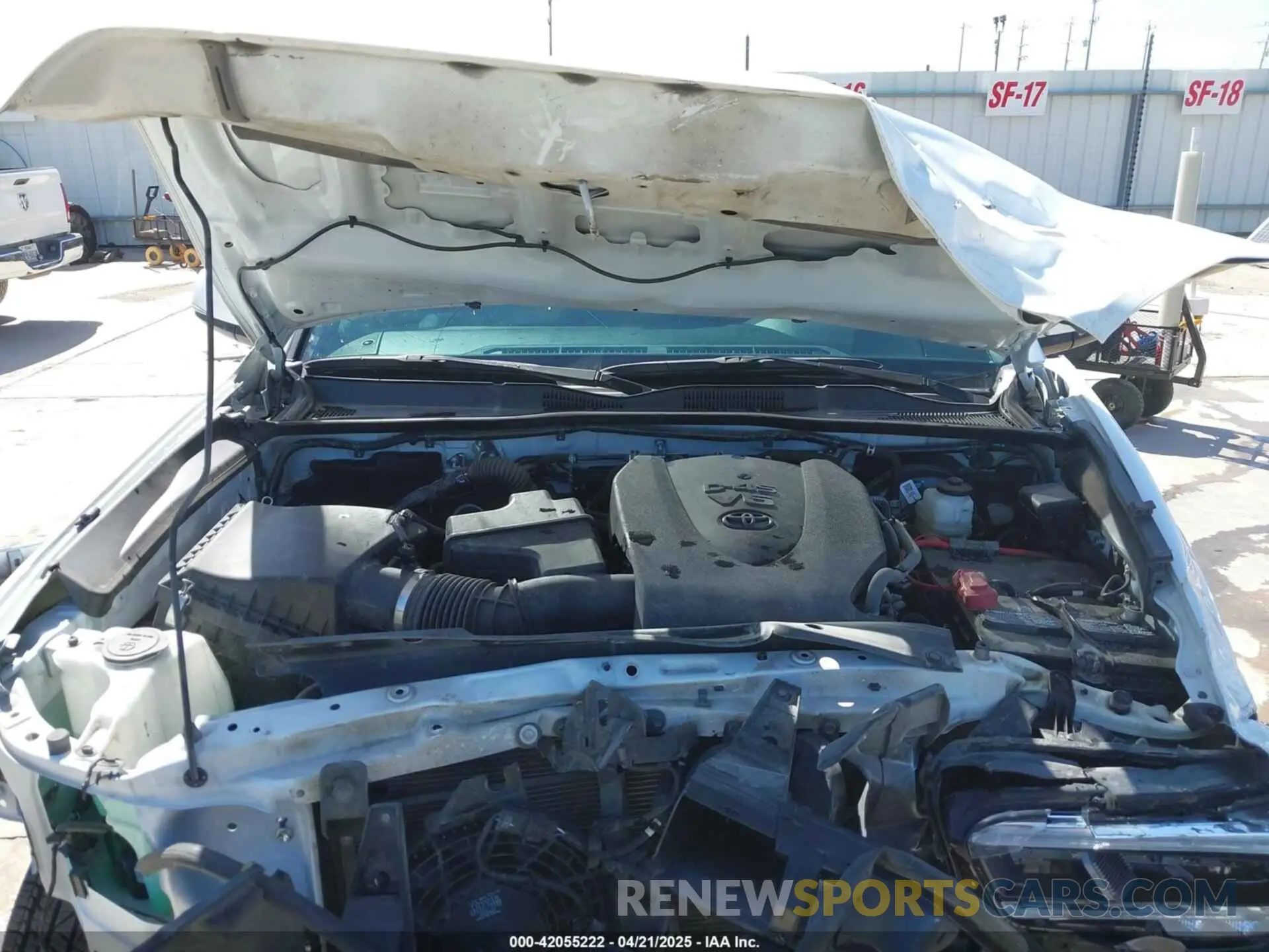 10 Photograph of a damaged car 3TYRZ5CN5PT034397 TOYOTA TACOMA 2023