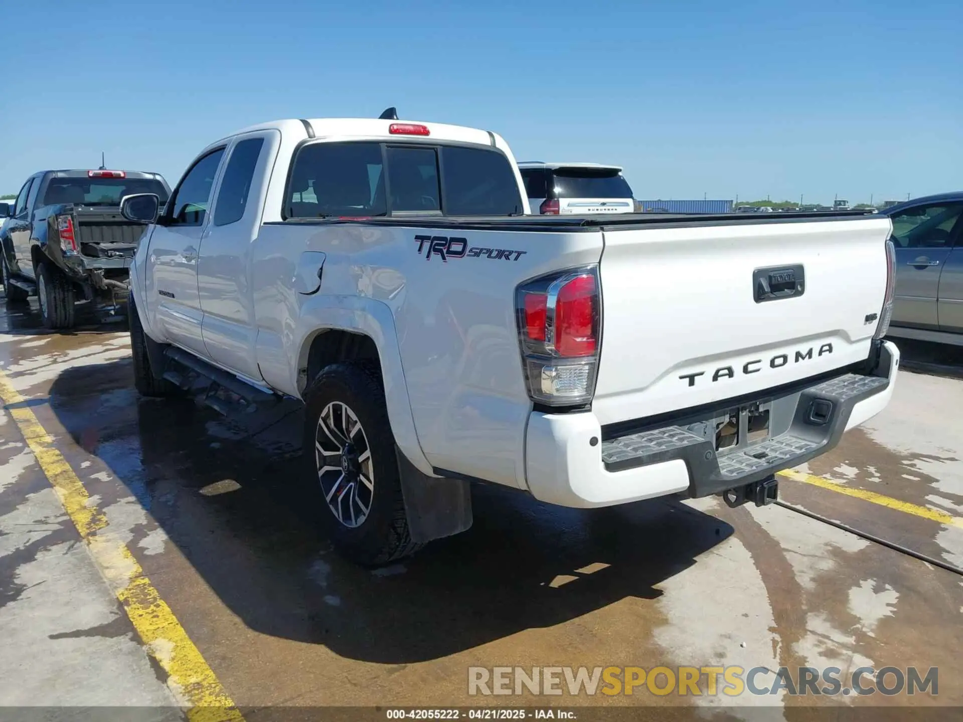 3 Photograph of a damaged car 3TYRZ5CN5PT034397 TOYOTA TACOMA 2023