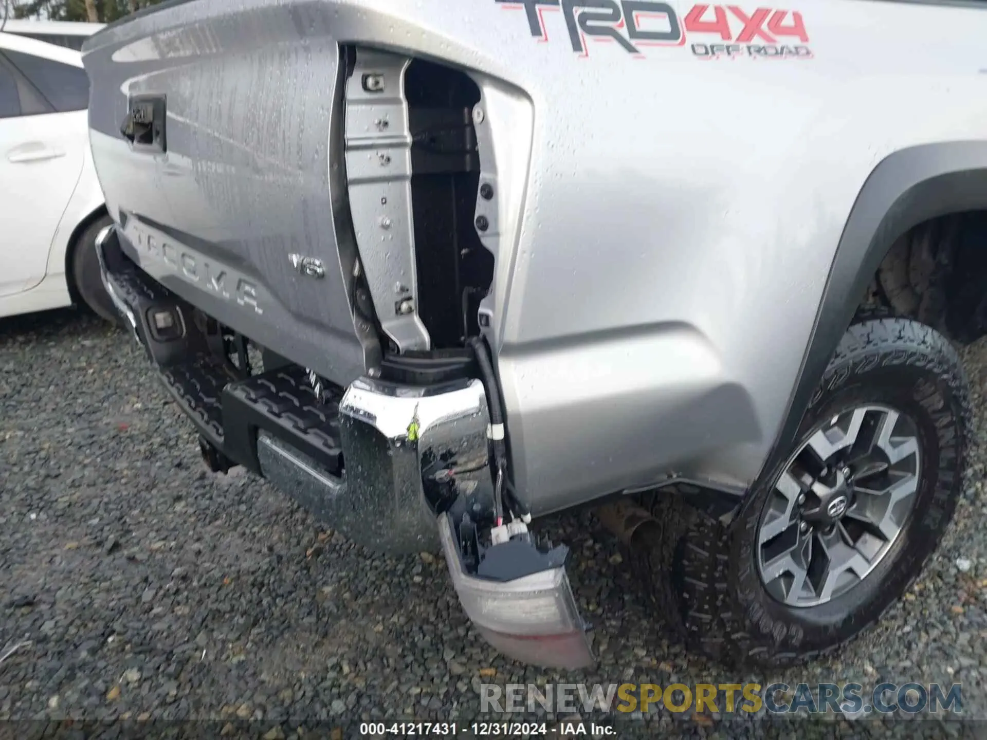 13 Photograph of a damaged car 3TYSZ5AN2PT107858 TOYOTA TACOMA 2023