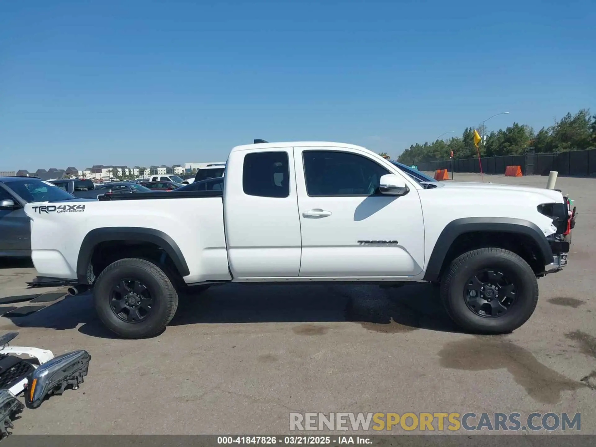 14 Photograph of a damaged car 3TYSZ5AN3PT123017 TOYOTA TACOMA 2023