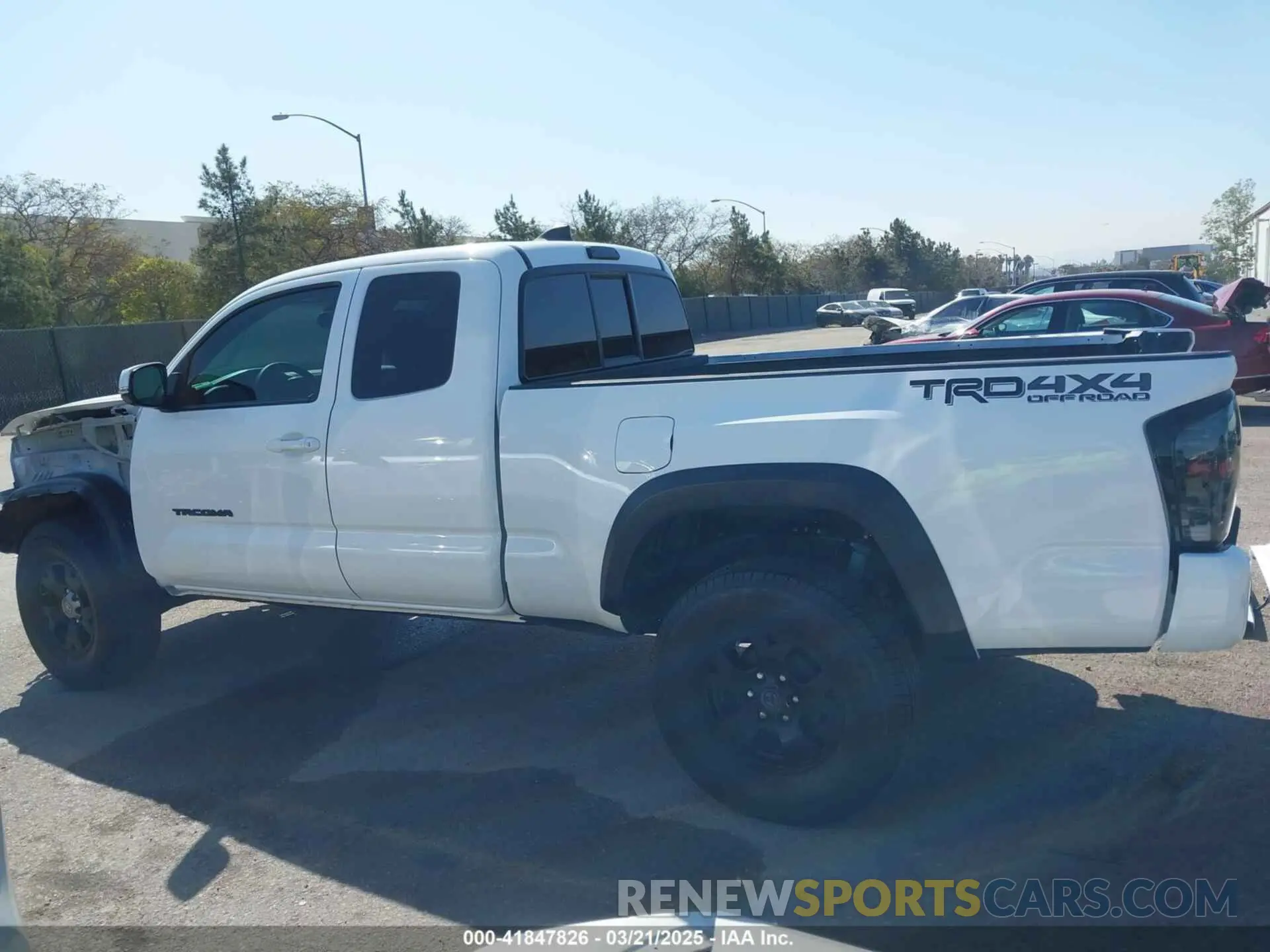 15 Photograph of a damaged car 3TYSZ5AN3PT123017 TOYOTA TACOMA 2023