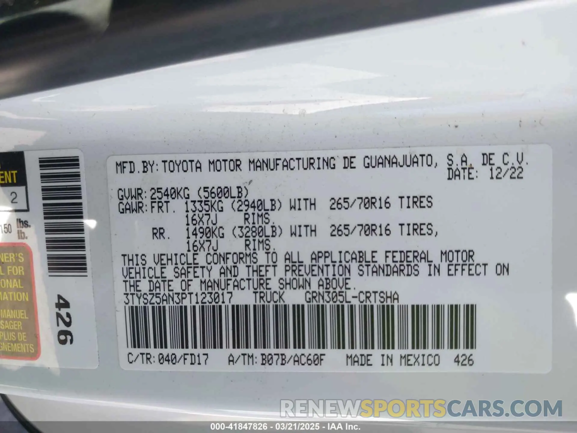 9 Photograph of a damaged car 3TYSZ5AN3PT123017 TOYOTA TACOMA 2023