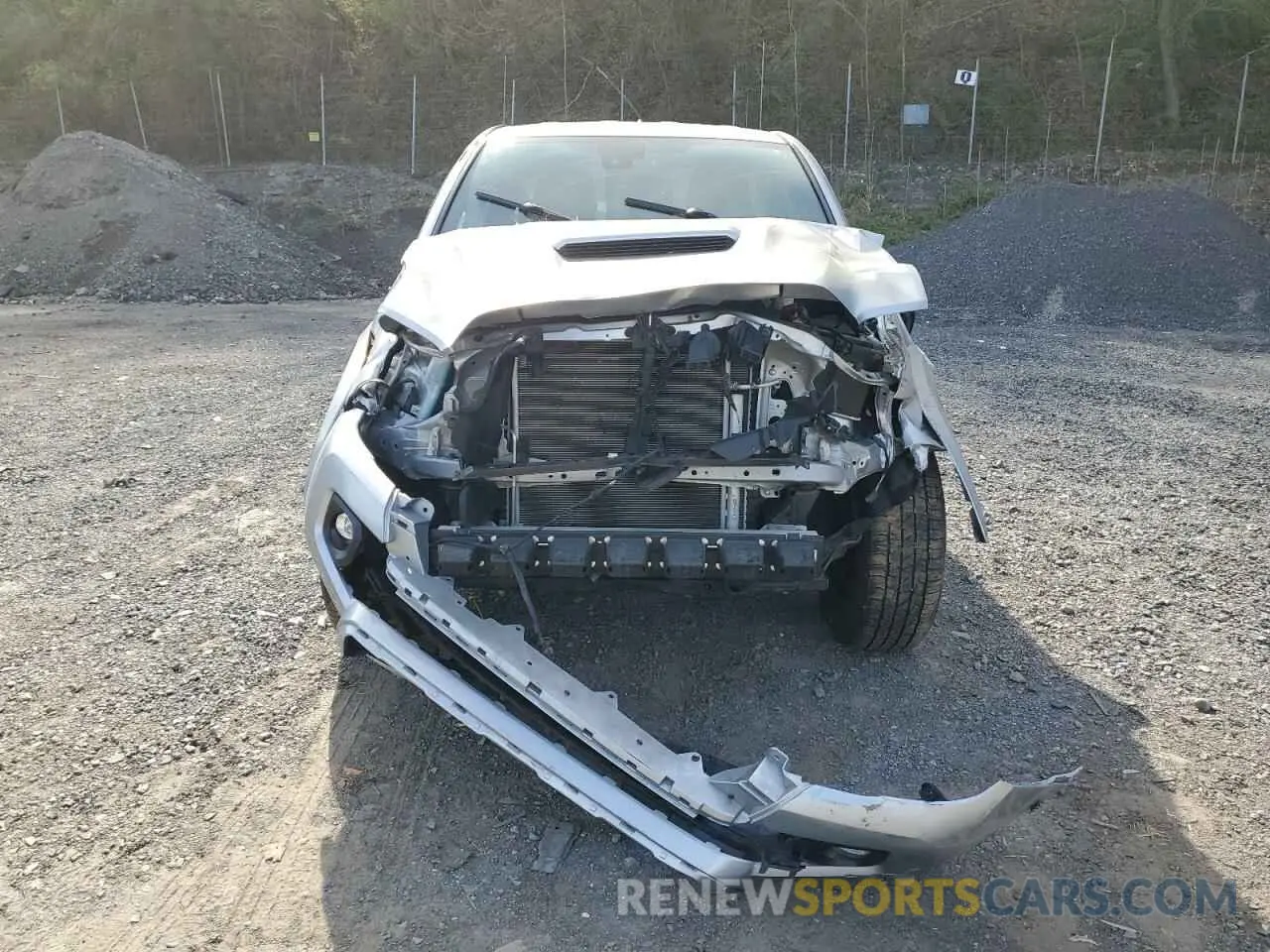 5 Photograph of a damaged car 3TYSZ5AN8PT112112 TOYOTA TACOMA 2023
