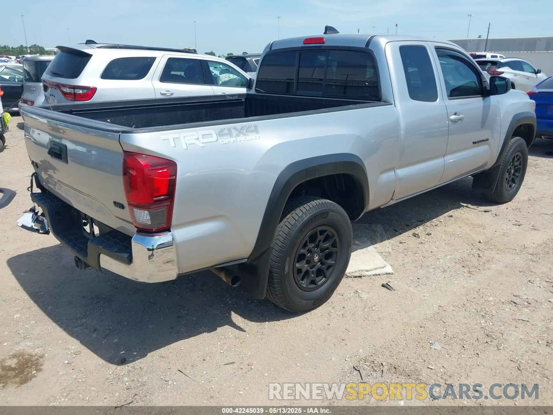 4 Photograph of a damaged car 3TYSZ5AN9PT108893 TOYOTA TACOMA 2023