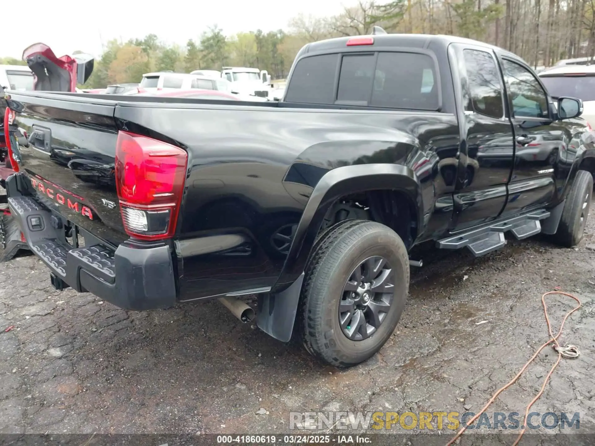 4 Photograph of a damaged car 3TYSZ5ANXPT107185 TOYOTA TACOMA 2023
