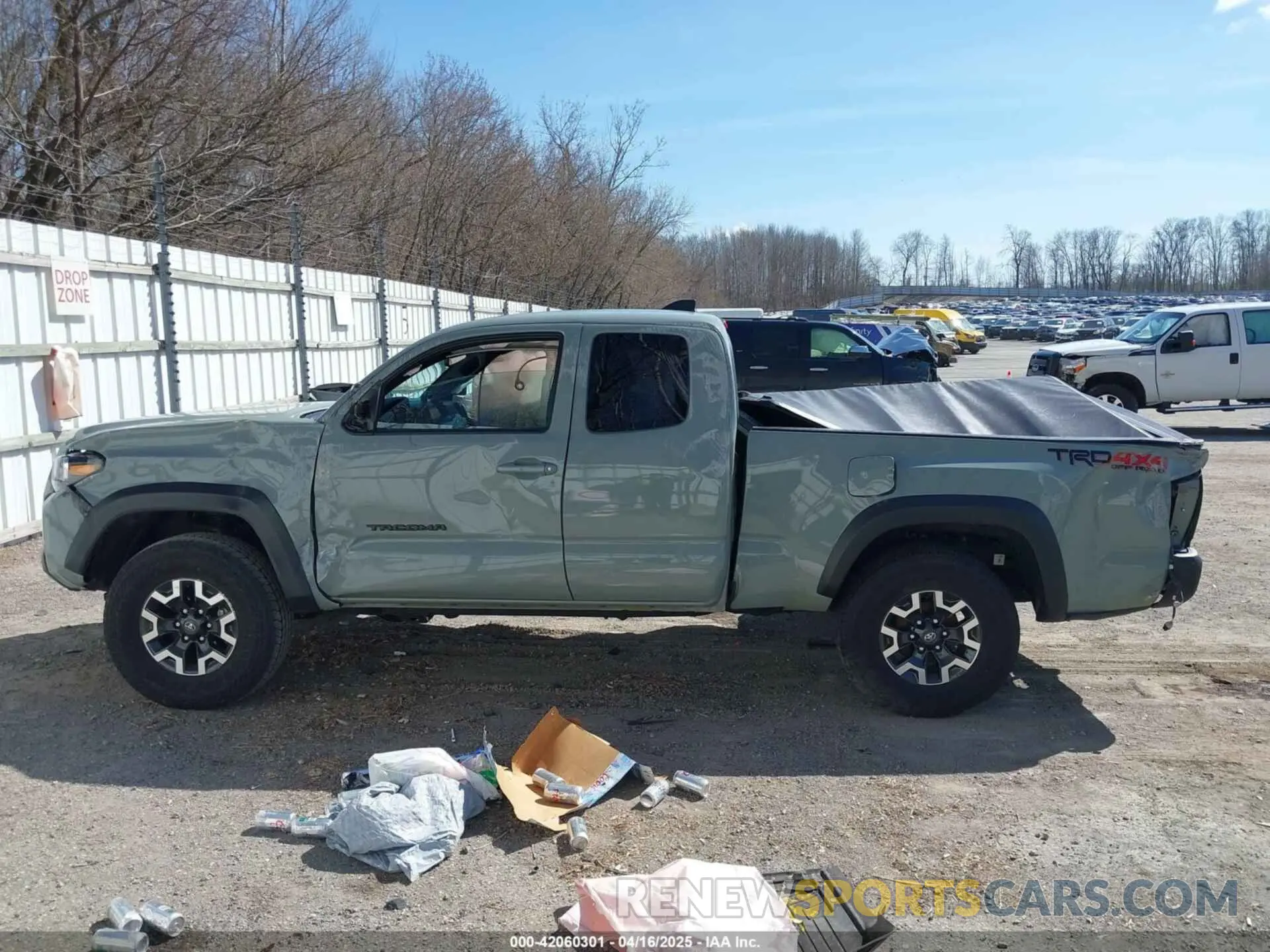 14 Photograph of a damaged car 3TYSZ5ANXPT128361 TOYOTA TACOMA 2023