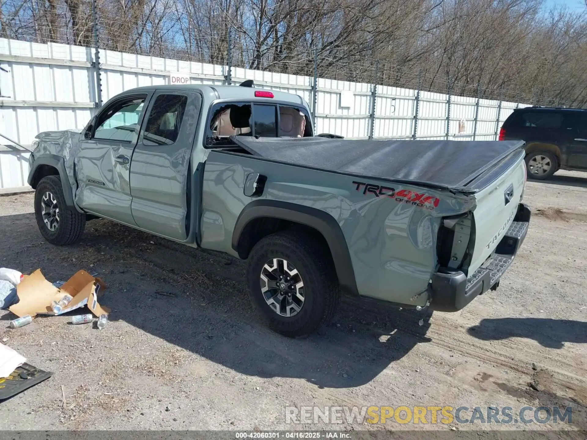 3 Photograph of a damaged car 3TYSZ5ANXPT128361 TOYOTA TACOMA 2023