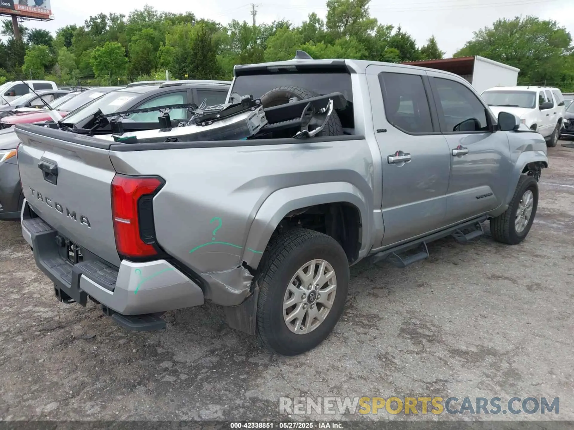4 Photograph of a damaged car 3TMKB5FN0RM010637 TOYOTA TACOMA 2024