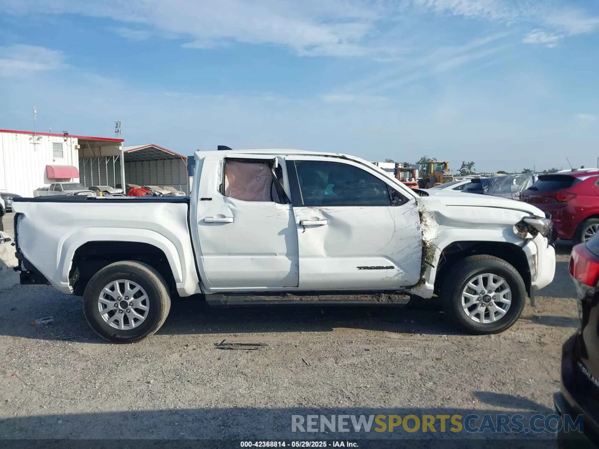 14 Photograph of a damaged car 3TMKB5FN2RM003804 TOYOTA TACOMA 2024