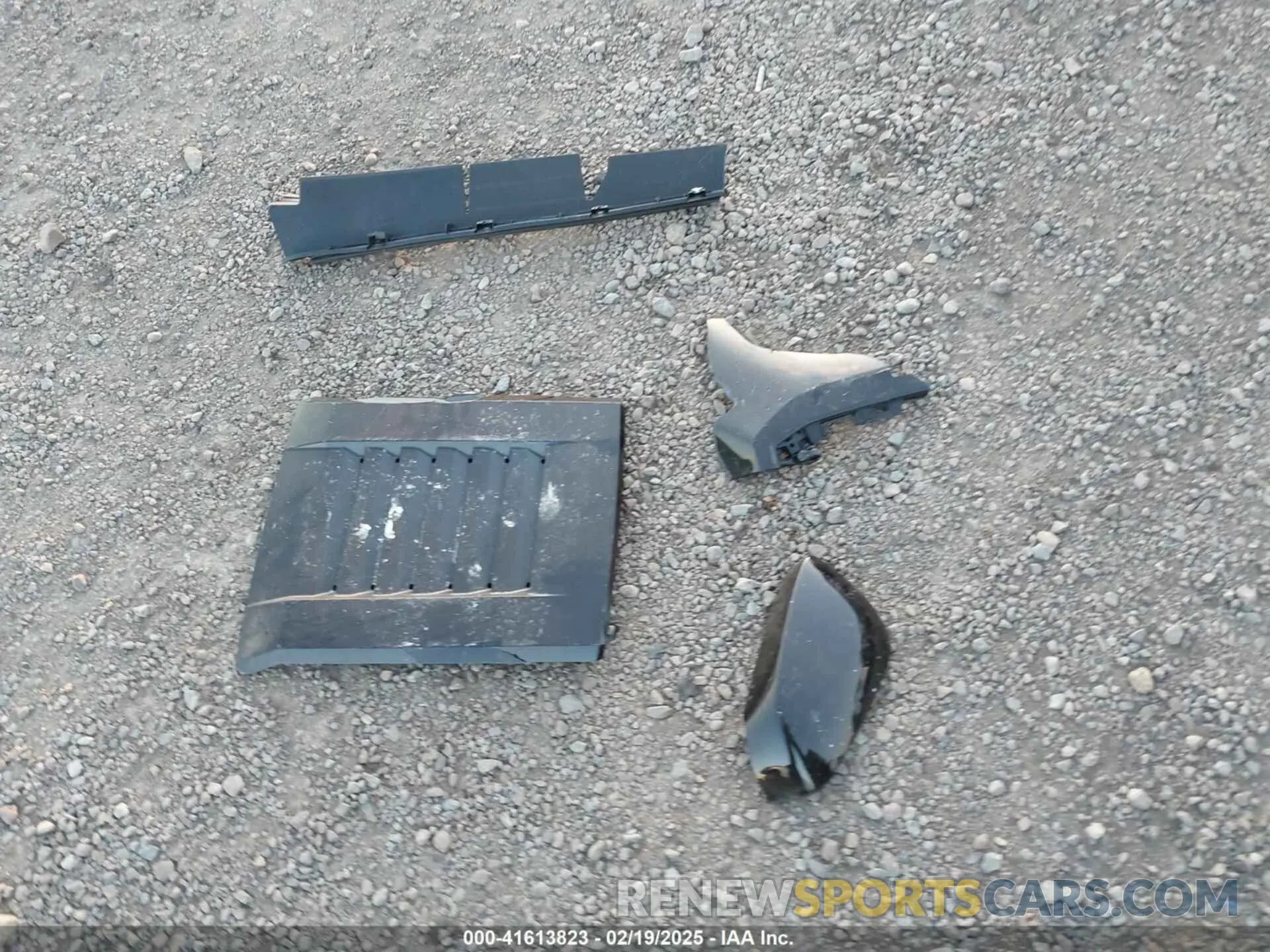 12 Photograph of a damaged car 3TMKB5FN2RM009666 TOYOTA TACOMA 2024