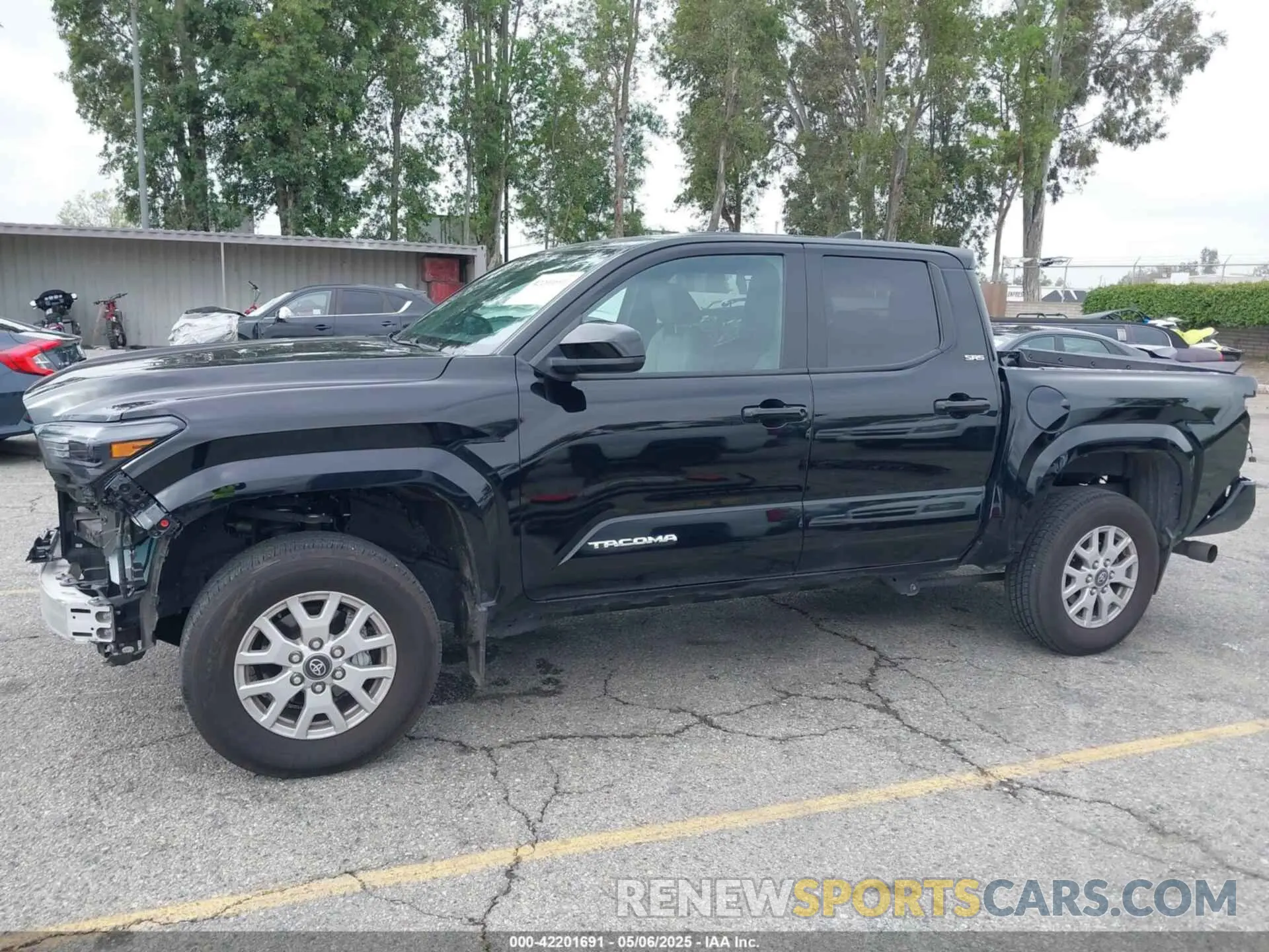 15 Photograph of a damaged car 3TMKB5FN5RM006647 TOYOTA TACOMA 2024