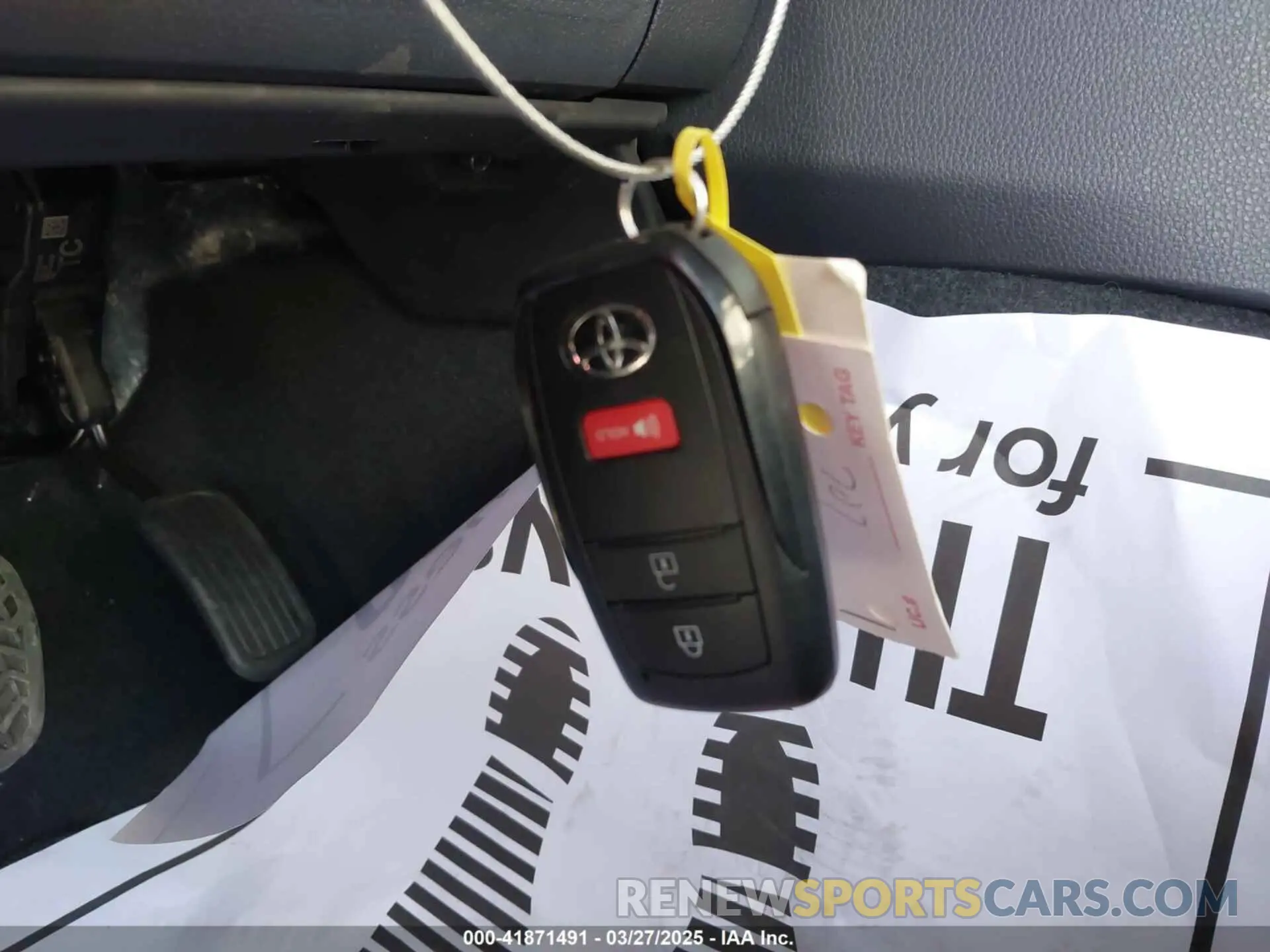 11 Photograph of a damaged car 3TMKB5FN5RM019477 TOYOTA TACOMA 2024