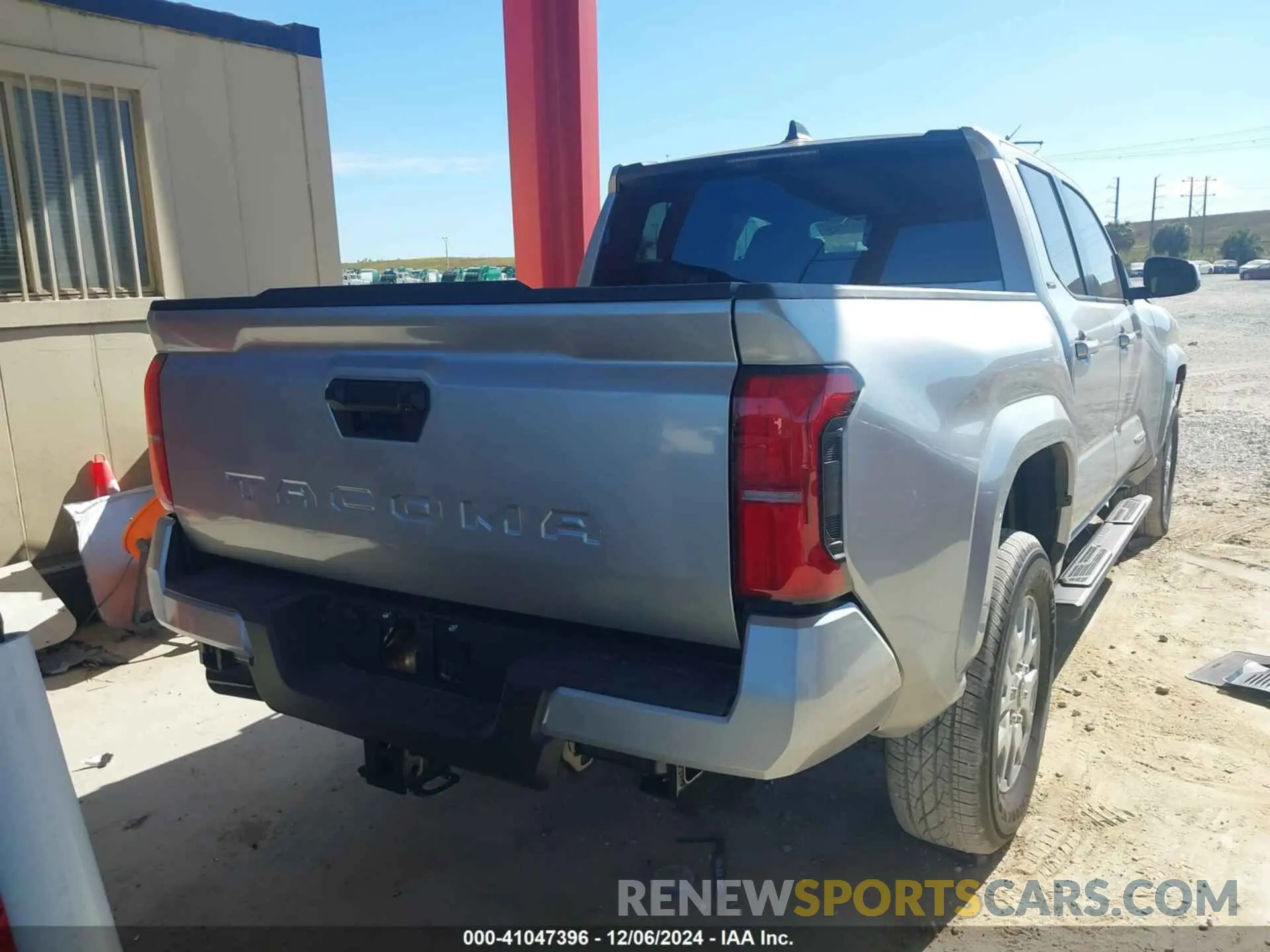 4 Photograph of a damaged car 3TMKB5FN7RM019125 TOYOTA TACOMA 2024