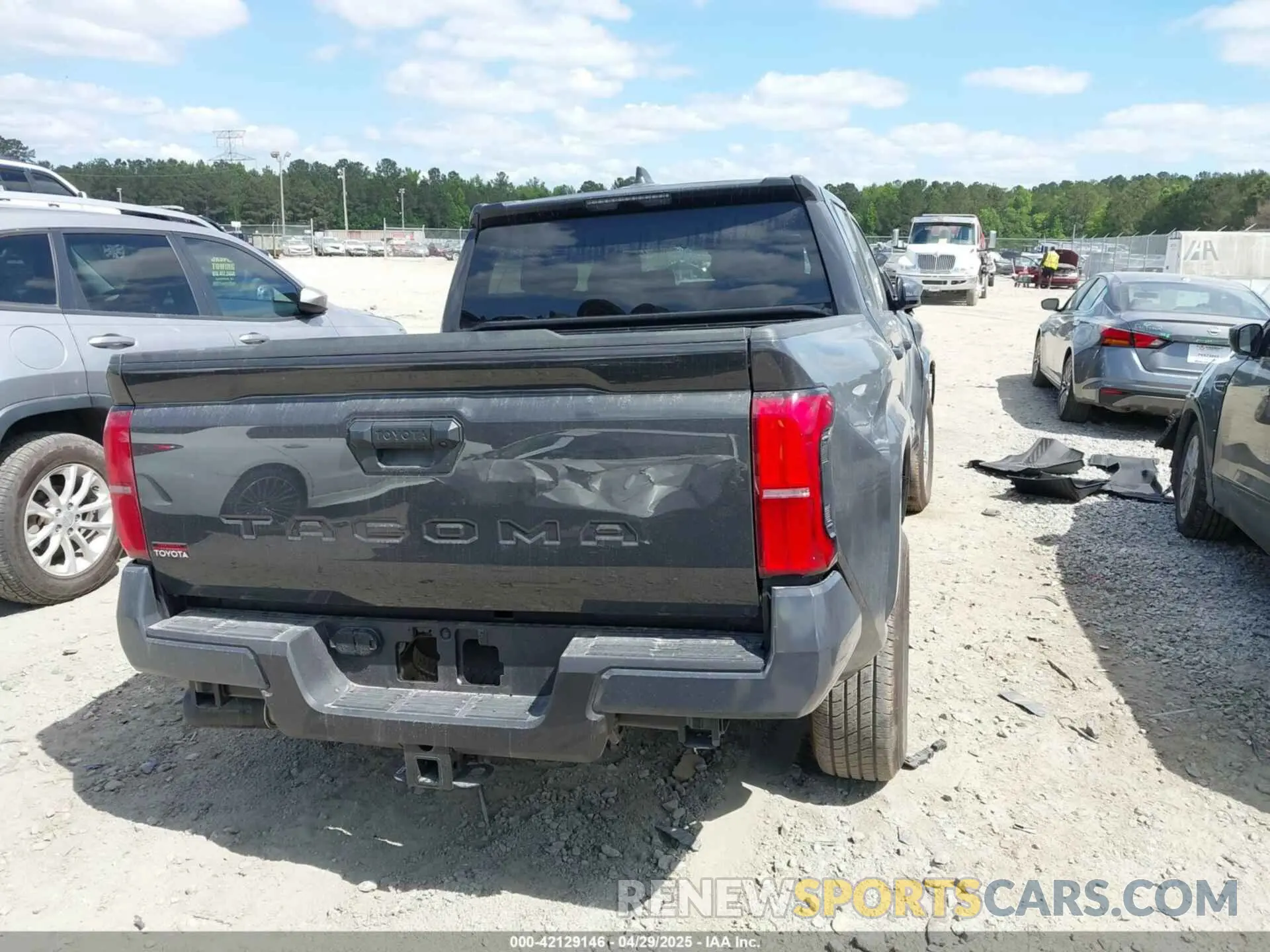 15 Photograph of a damaged car 3TMKB5FN7RM023952 TOYOTA TACOMA 2024