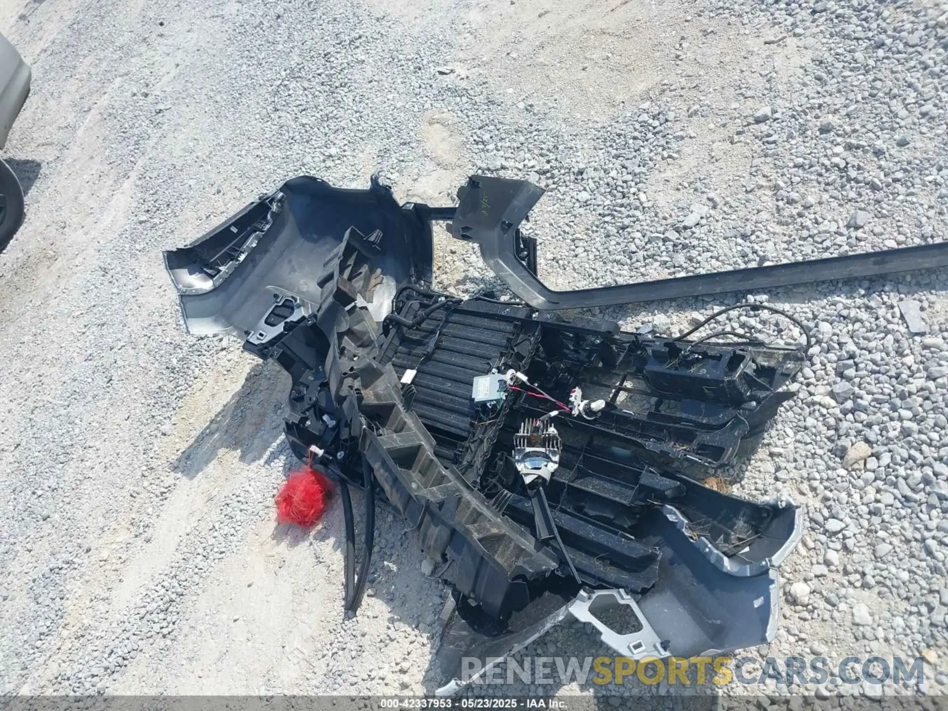 12 Photograph of a damaged car 3TMKB5FN8RM018386 TOYOTA TACOMA 2024