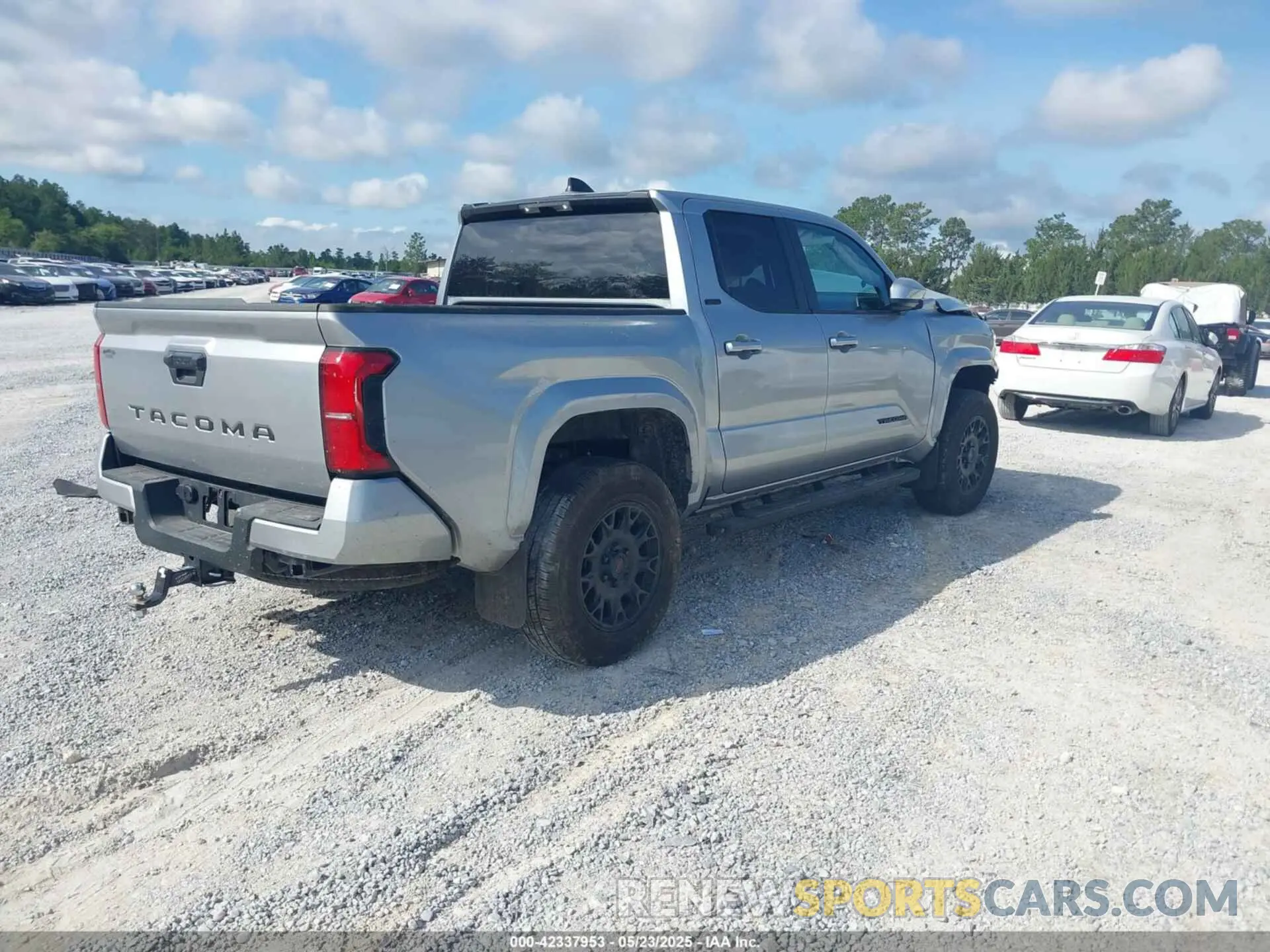 4 Photograph of a damaged car 3TMKB5FN8RM018386 TOYOTA TACOMA 2024