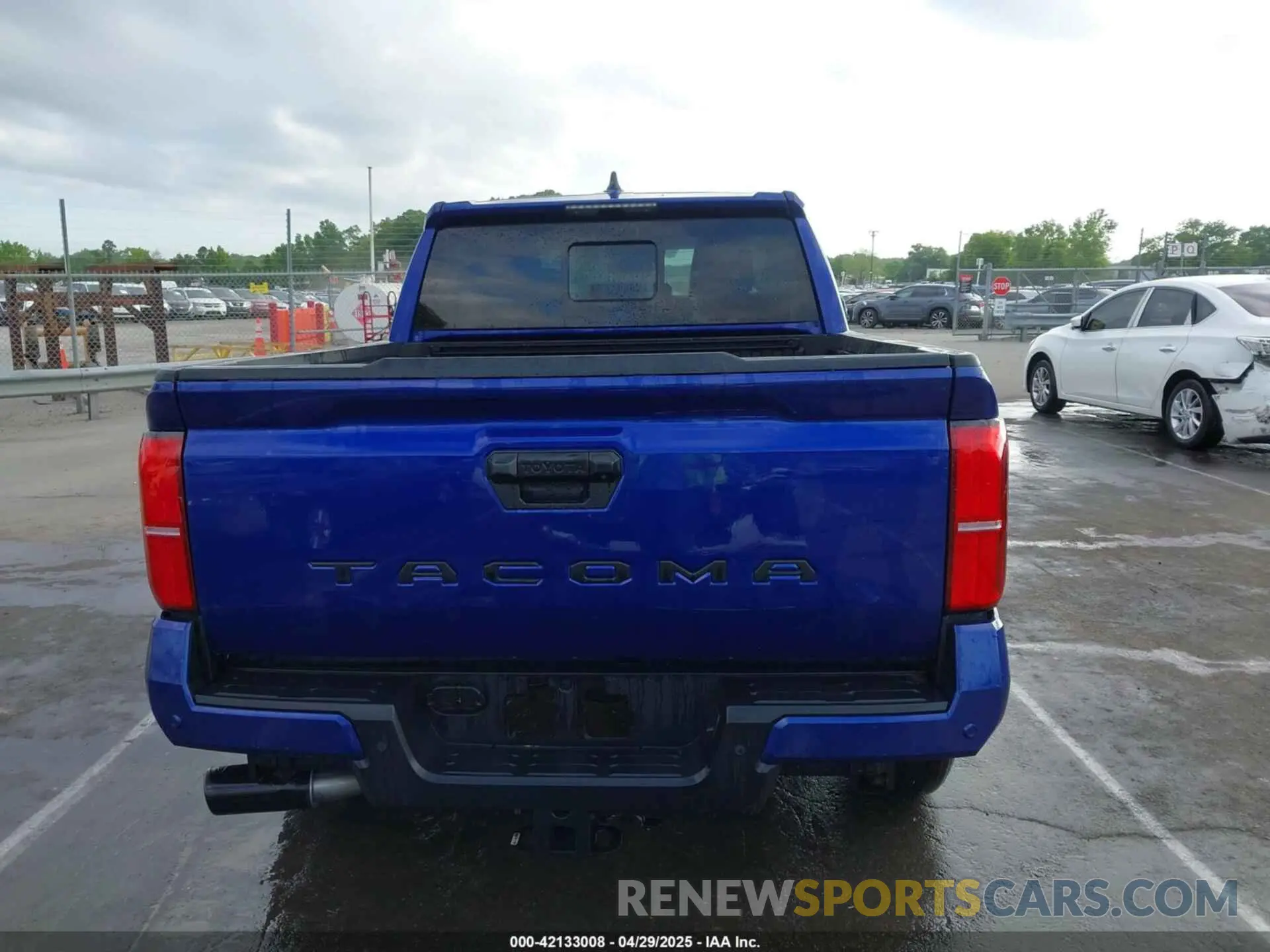 17 Photograph of a damaged car 3TMKB5FNXRM006062 TOYOTA TACOMA 2024