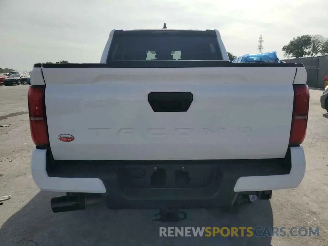 6 Photograph of a damaged car 3TMKB5FNXRM014081 TOYOTA TACOMA 2024