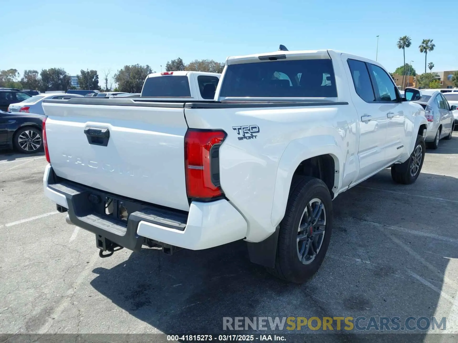 4 Photograph of a damaged car 3TMLB5FN4RM001878 TOYOTA TACOMA 2024
