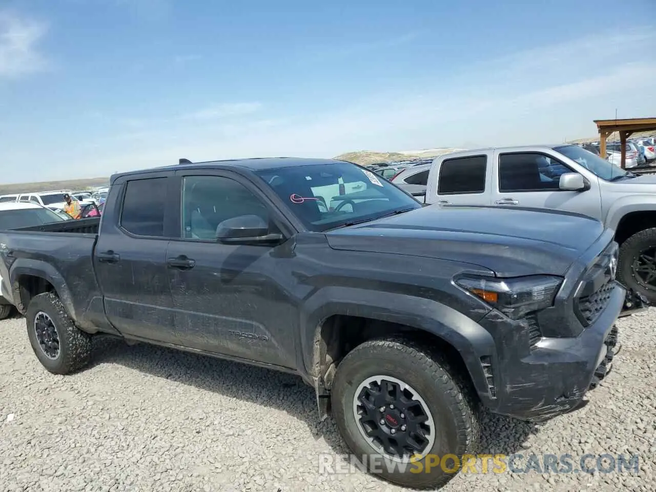 4 Photograph of a damaged car 3TMLB5JN0RM043794 TOYOTA TACOMA 2024