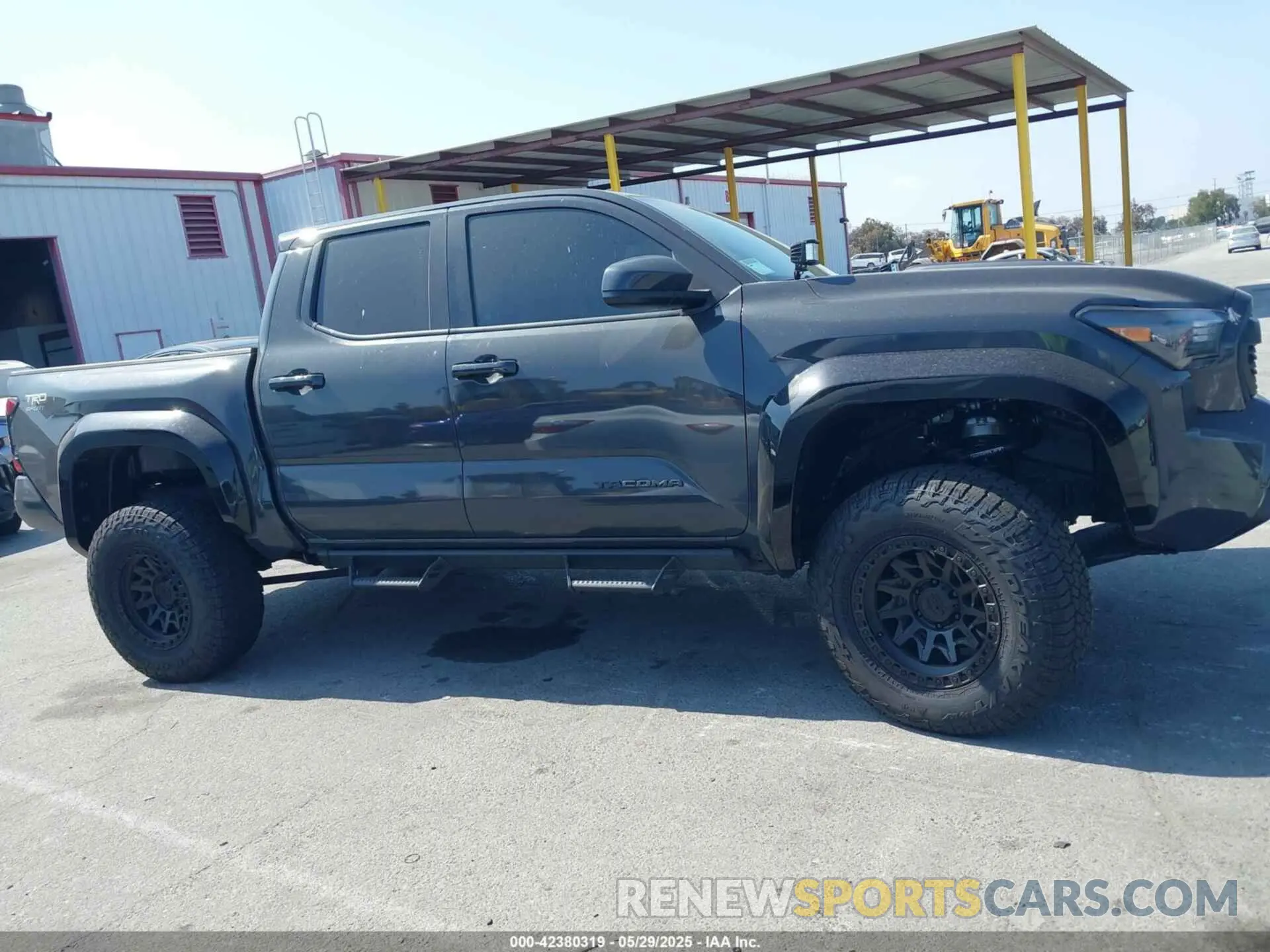 13 Photograph of a damaged car 3TMLB5JN0RM047764 TOYOTA TACOMA 2024