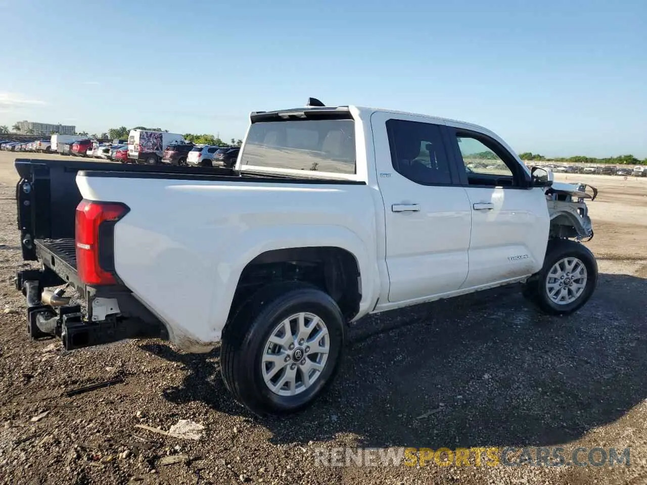 3 Photograph of a damaged car 3TMLB5JN1RM000162 TOYOTA TACOMA 2024