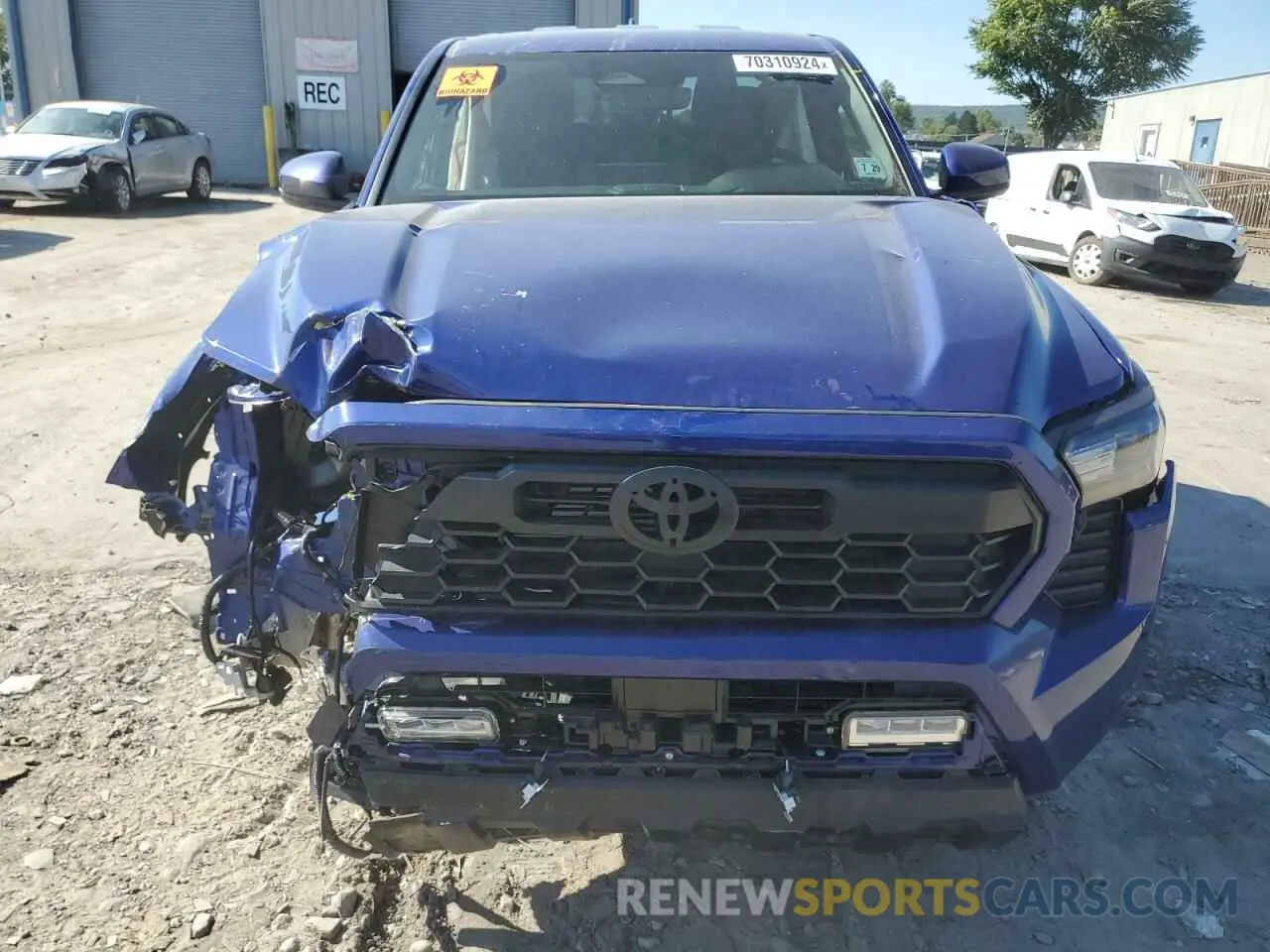 5 Photograph of a damaged car 3TMLB5JN1RM014661 TOYOTA TACOMA 2024