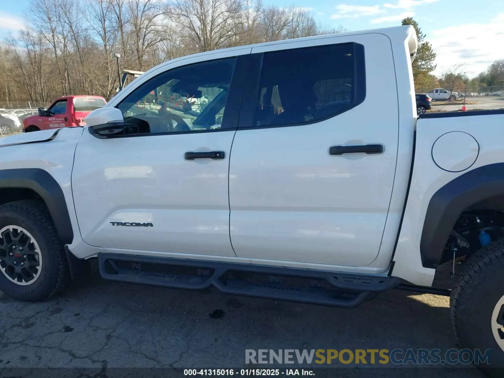 14 Photograph of a damaged car 3TMLB5JN1RM040631 TOYOTA TACOMA 2024