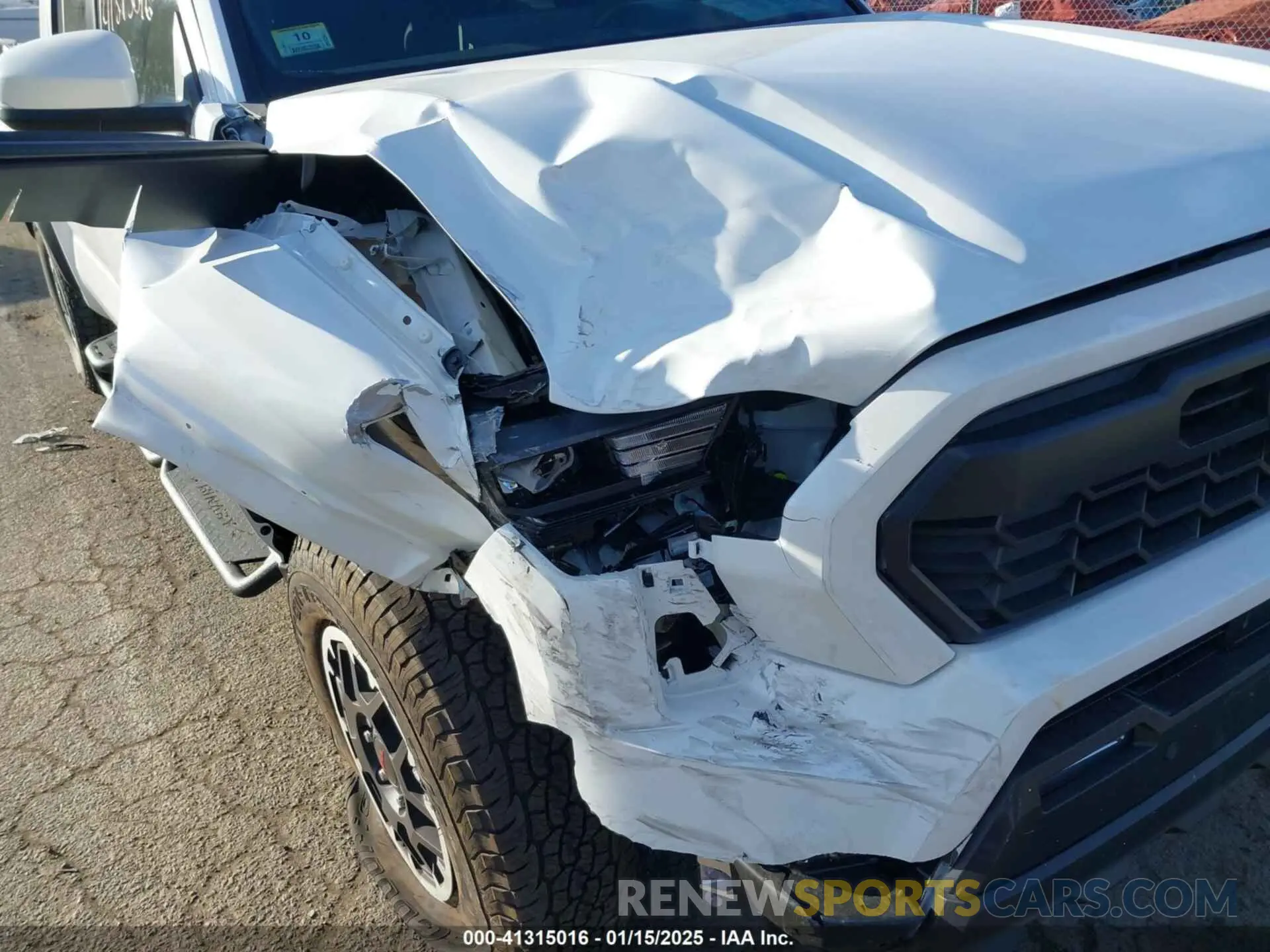 6 Photograph of a damaged car 3TMLB5JN1RM040631 TOYOTA TACOMA 2024