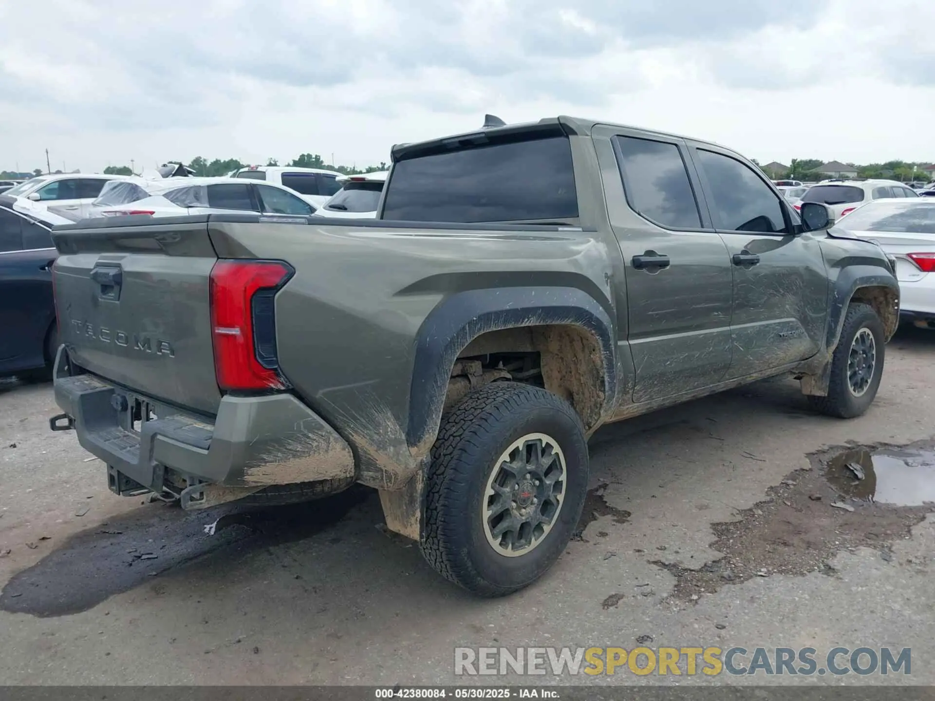 4 Photograph of a damaged car 3TMLB5JN1RM043366 TOYOTA TACOMA 2024