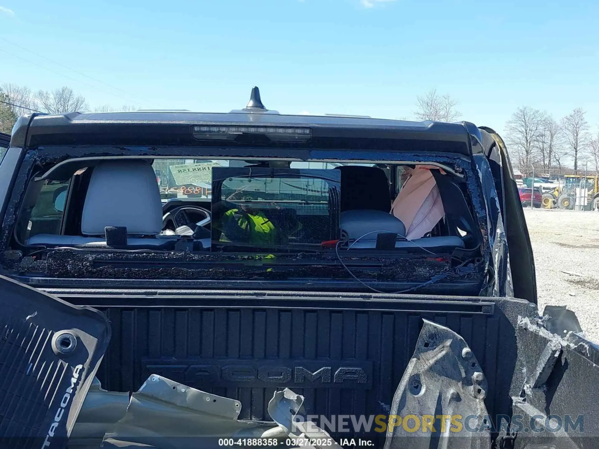 6 Photograph of a damaged car 3TMLB5JN1RM050379 TOYOTA TACOMA 2024