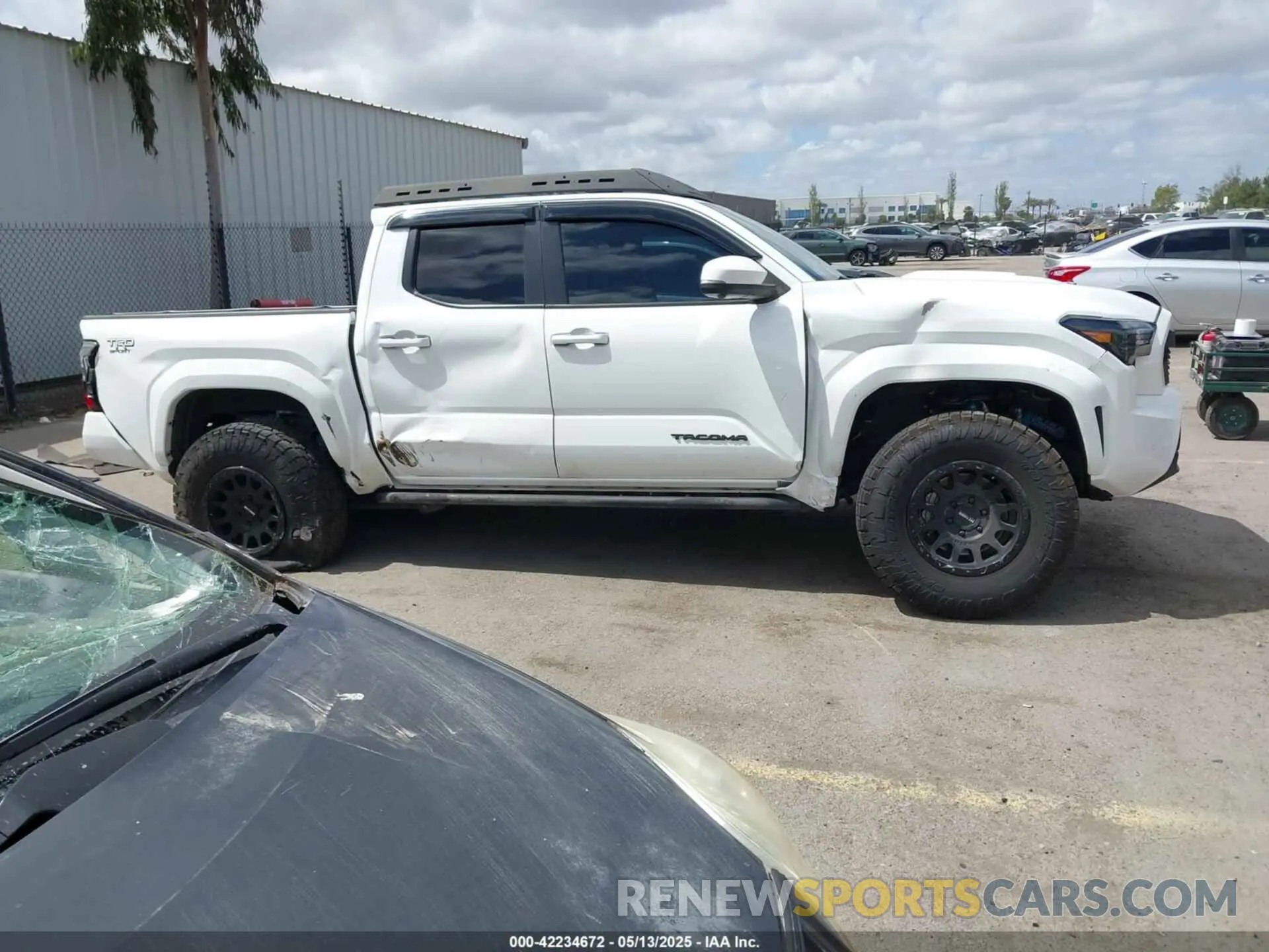 13 Photograph of a damaged car 3TMLB5JN1RM054917 TOYOTA TACOMA 2024