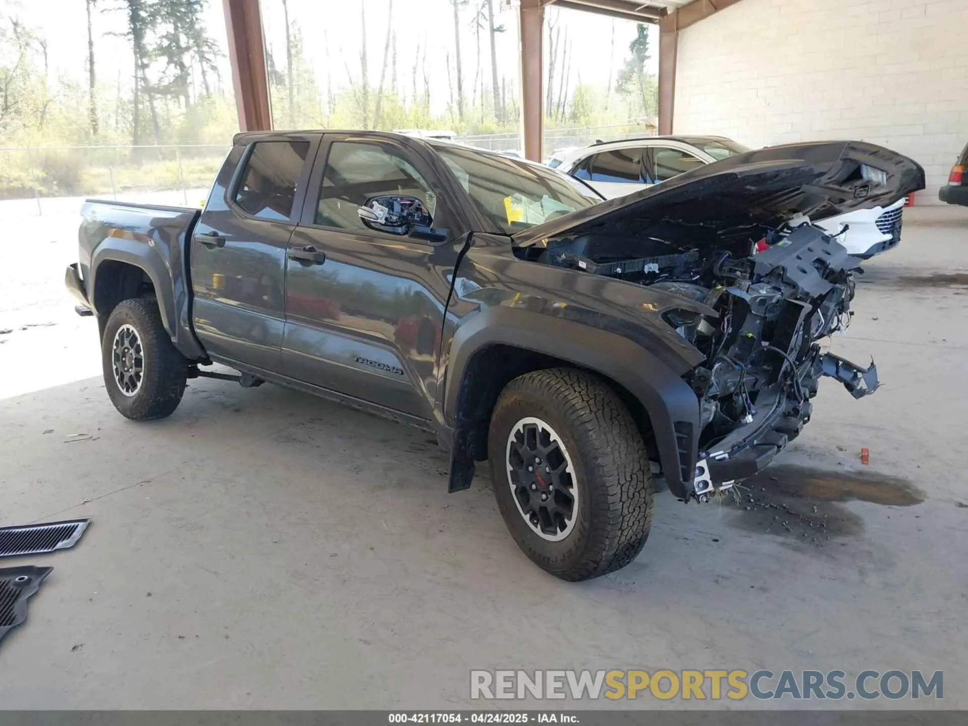 1 Photograph of a damaged car 3TMLB5JN1RM068963 TOYOTA TACOMA 2024