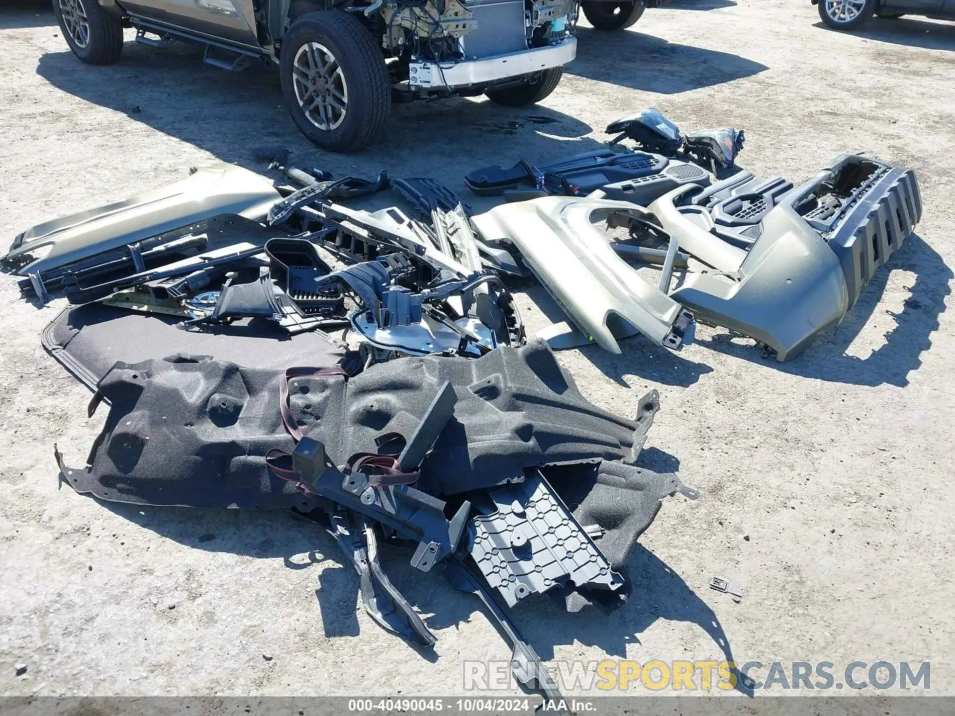 19 Photograph of a damaged car 3TMLB5JN2RM003667 TOYOTA TACOMA 2024