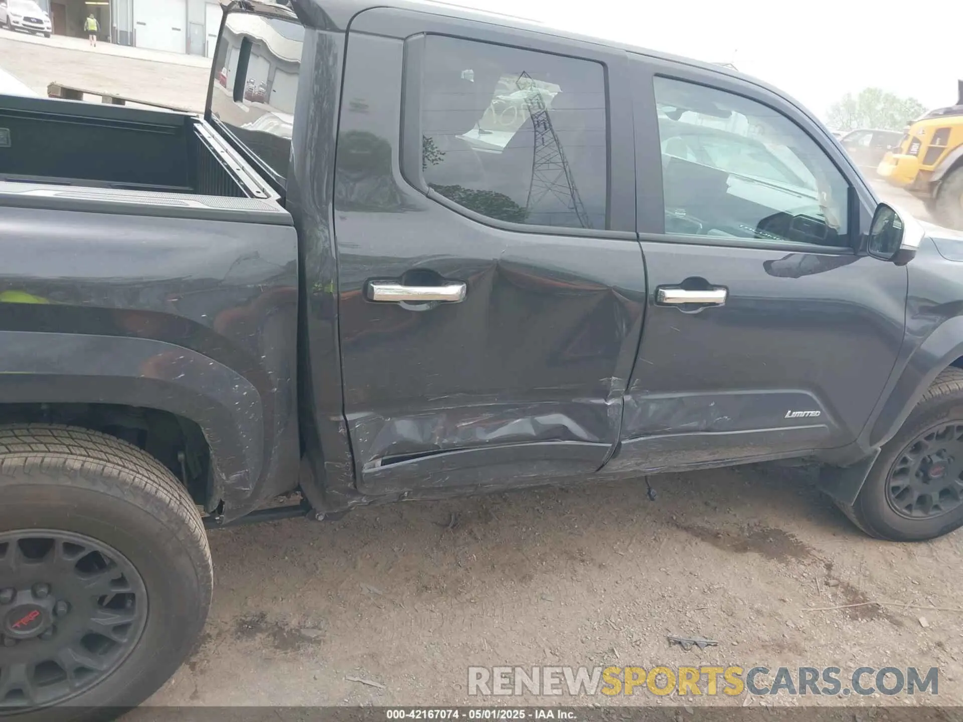 13 Photograph of a damaged car 3TMLB5JN2RM078465 TOYOTA TACOMA 2024