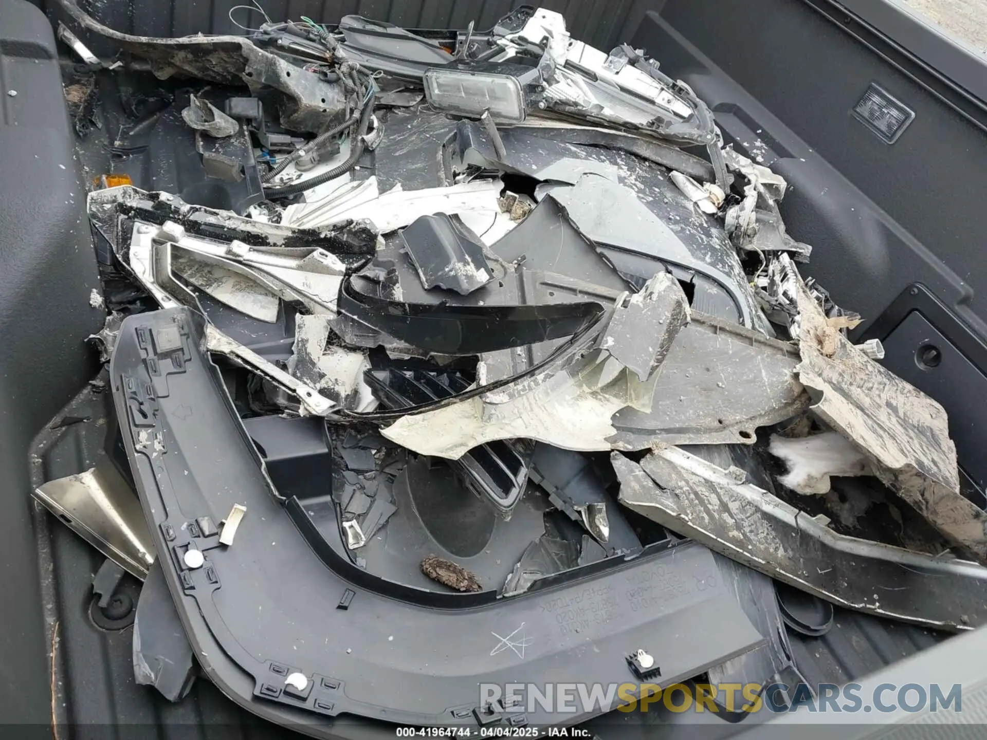 12 Photograph of a damaged car 3TMLB5JN3RM015259 TOYOTA TACOMA 2024