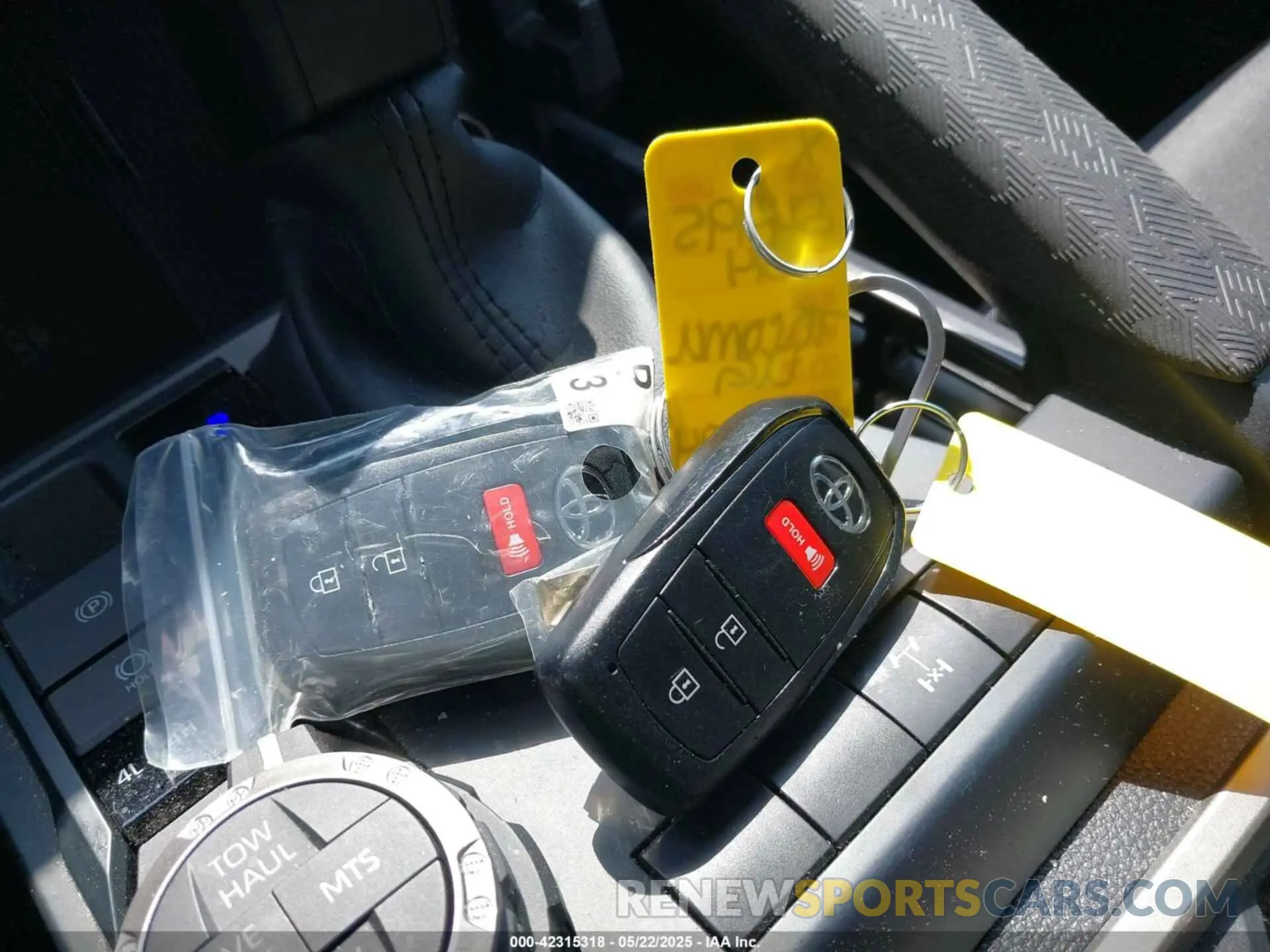 11 Photograph of a damaged car 3TMLB5JN3RM018694 TOYOTA TACOMA 2024