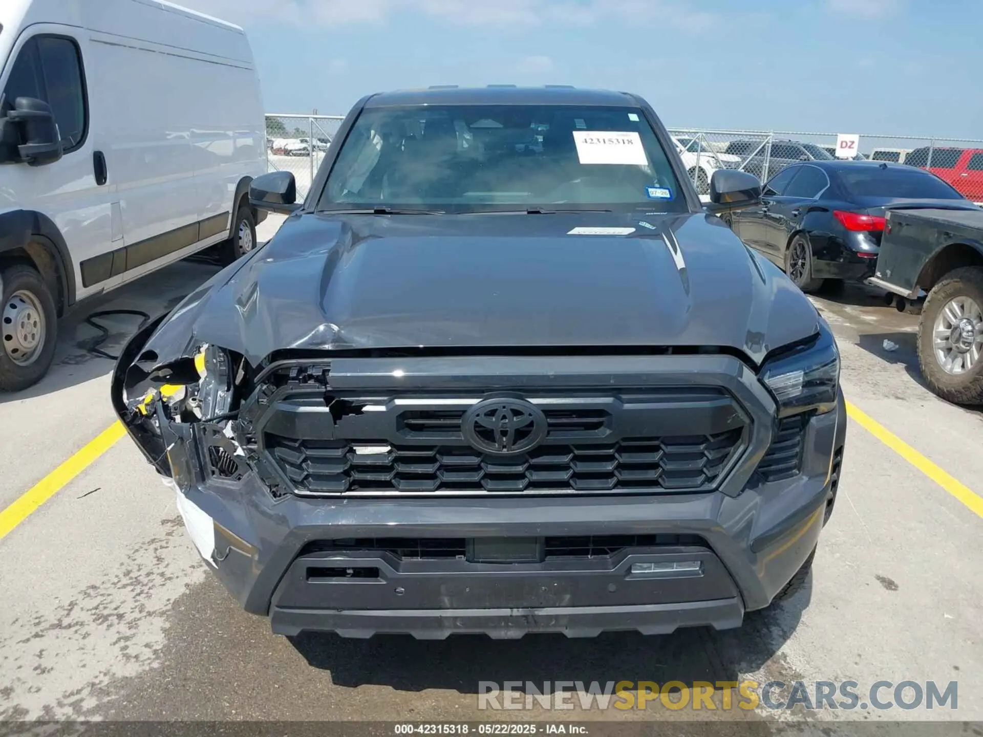 12 Photograph of a damaged car 3TMLB5JN3RM018694 TOYOTA TACOMA 2024