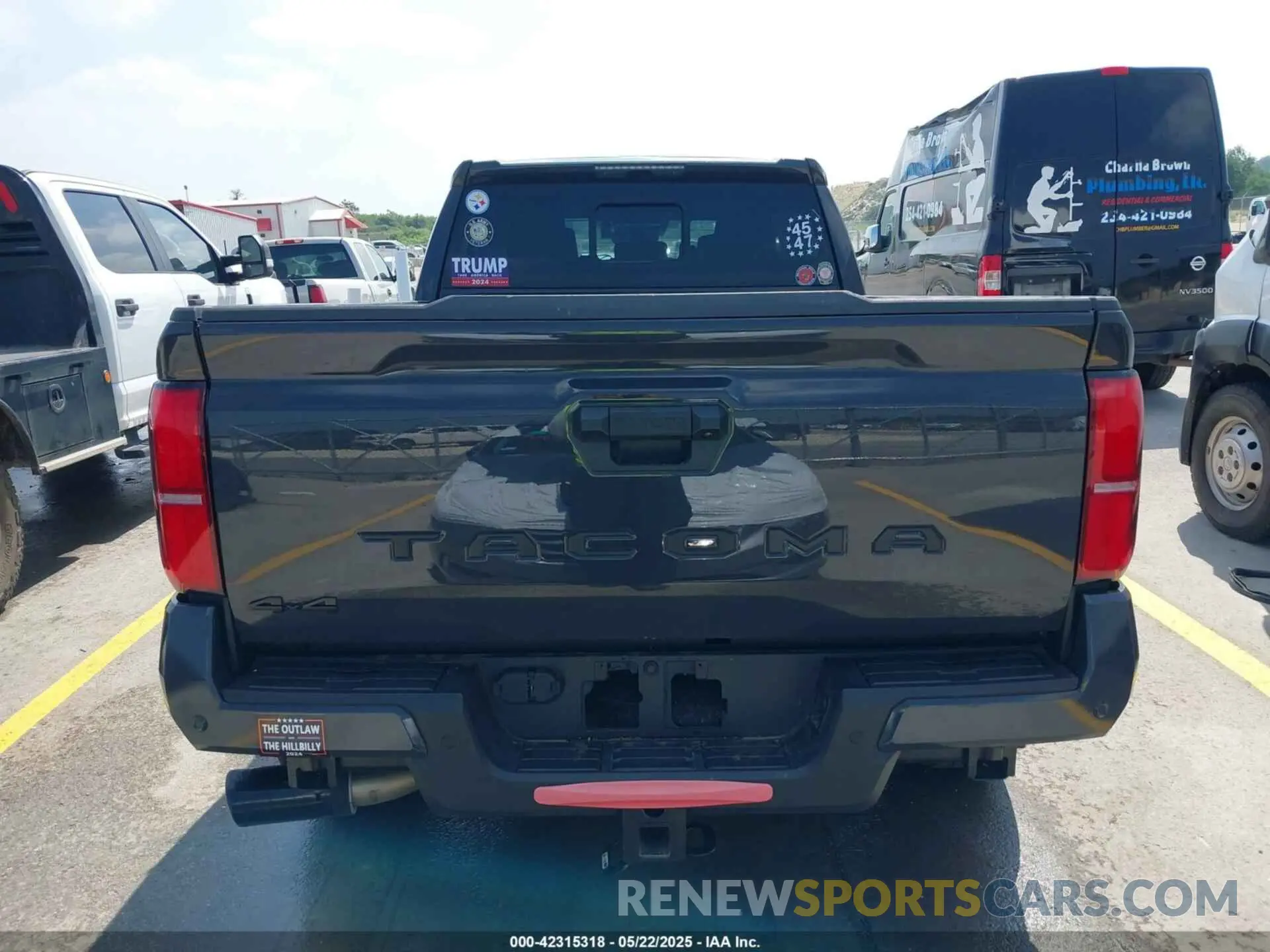 16 Photograph of a damaged car 3TMLB5JN3RM018694 TOYOTA TACOMA 2024