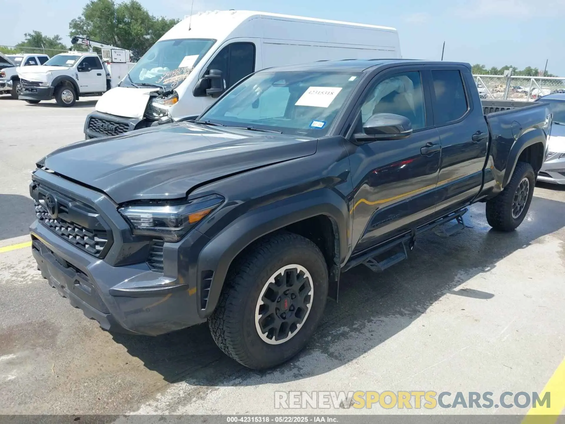 2 Photograph of a damaged car 3TMLB5JN3RM018694 TOYOTA TACOMA 2024