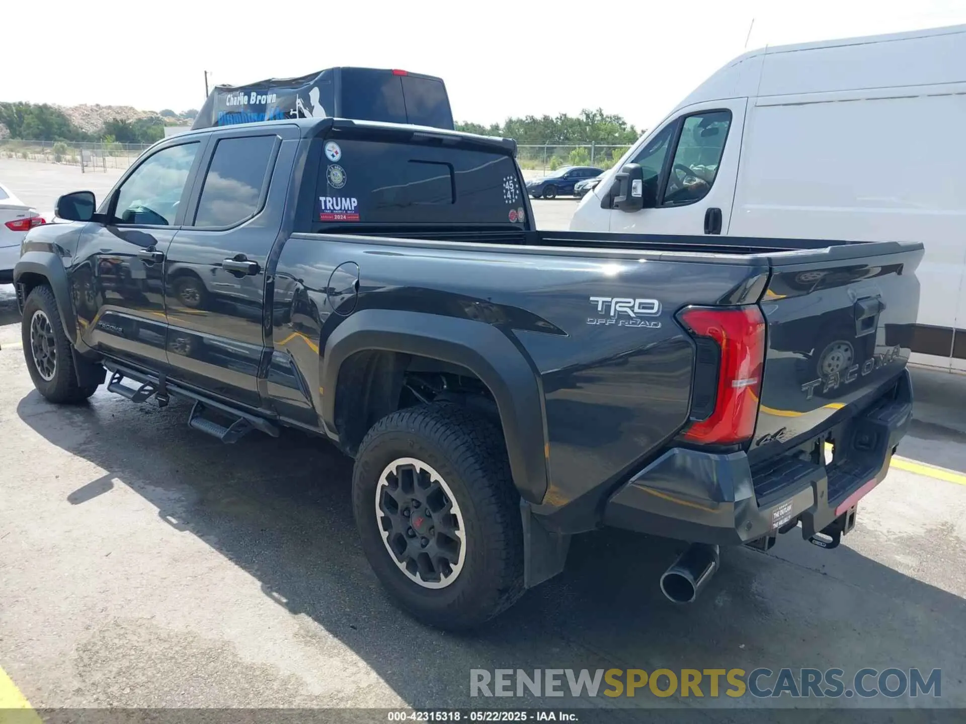 3 Photograph of a damaged car 3TMLB5JN3RM018694 TOYOTA TACOMA 2024