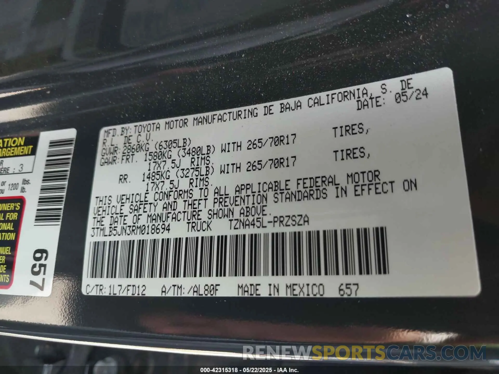 9 Photograph of a damaged car 3TMLB5JN3RM018694 TOYOTA TACOMA 2024