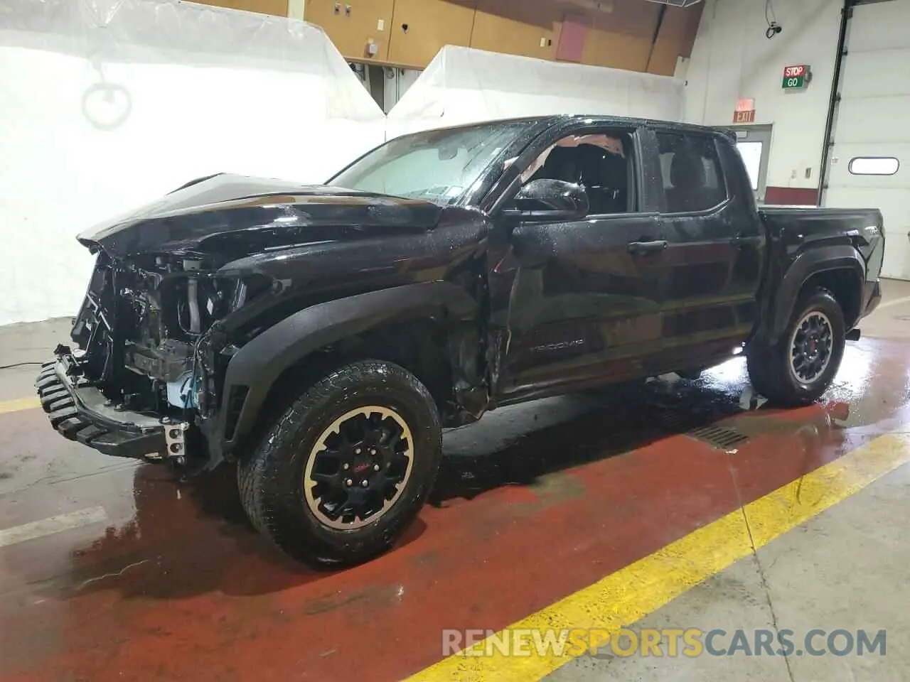 1 Photograph of a damaged car 3TMLB5JN3RM036290 TOYOTA TACOMA 2024
