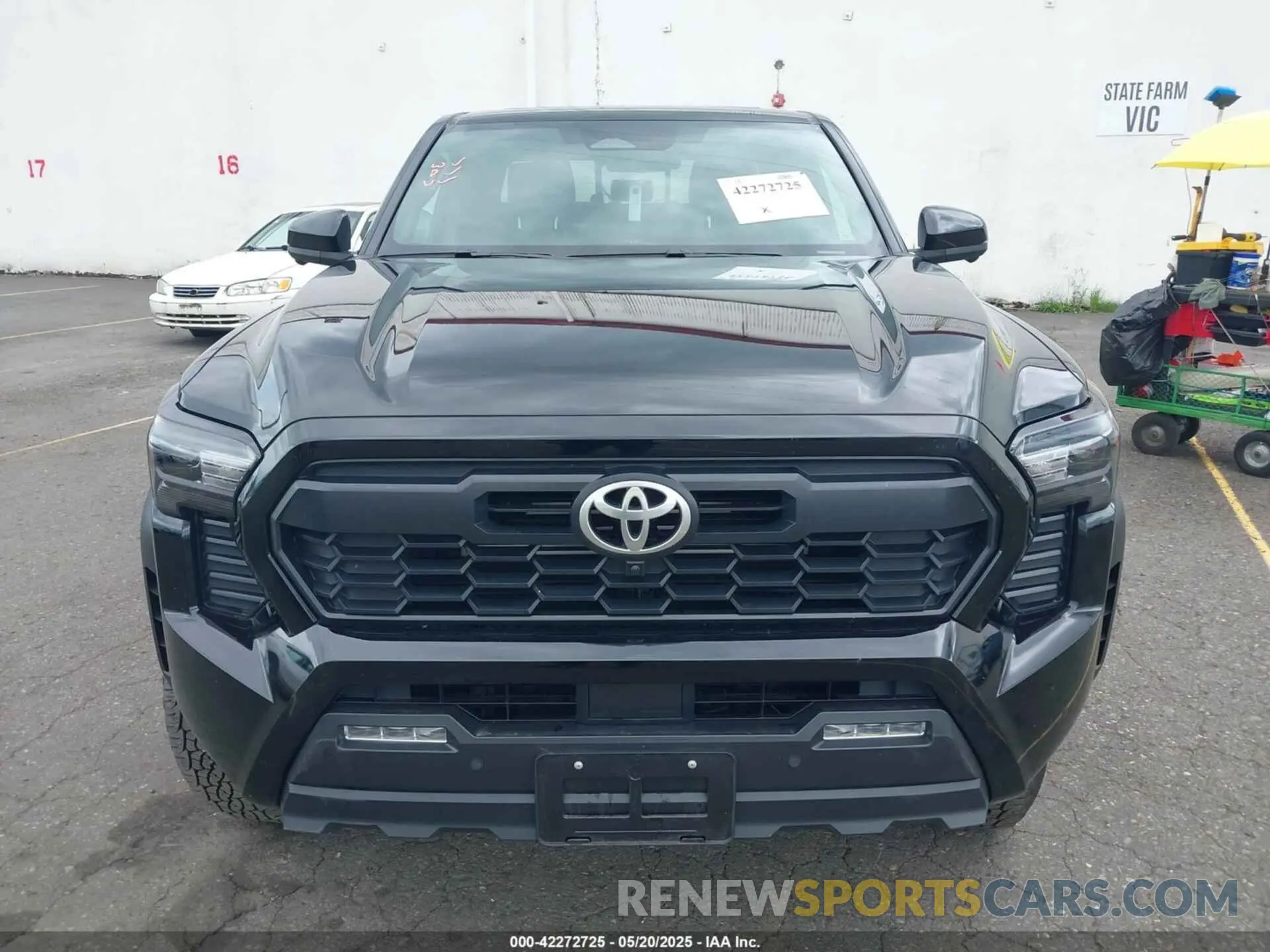 12 Photograph of a damaged car 3TMLB5JN3RM047323 TOYOTA TACOMA 2024