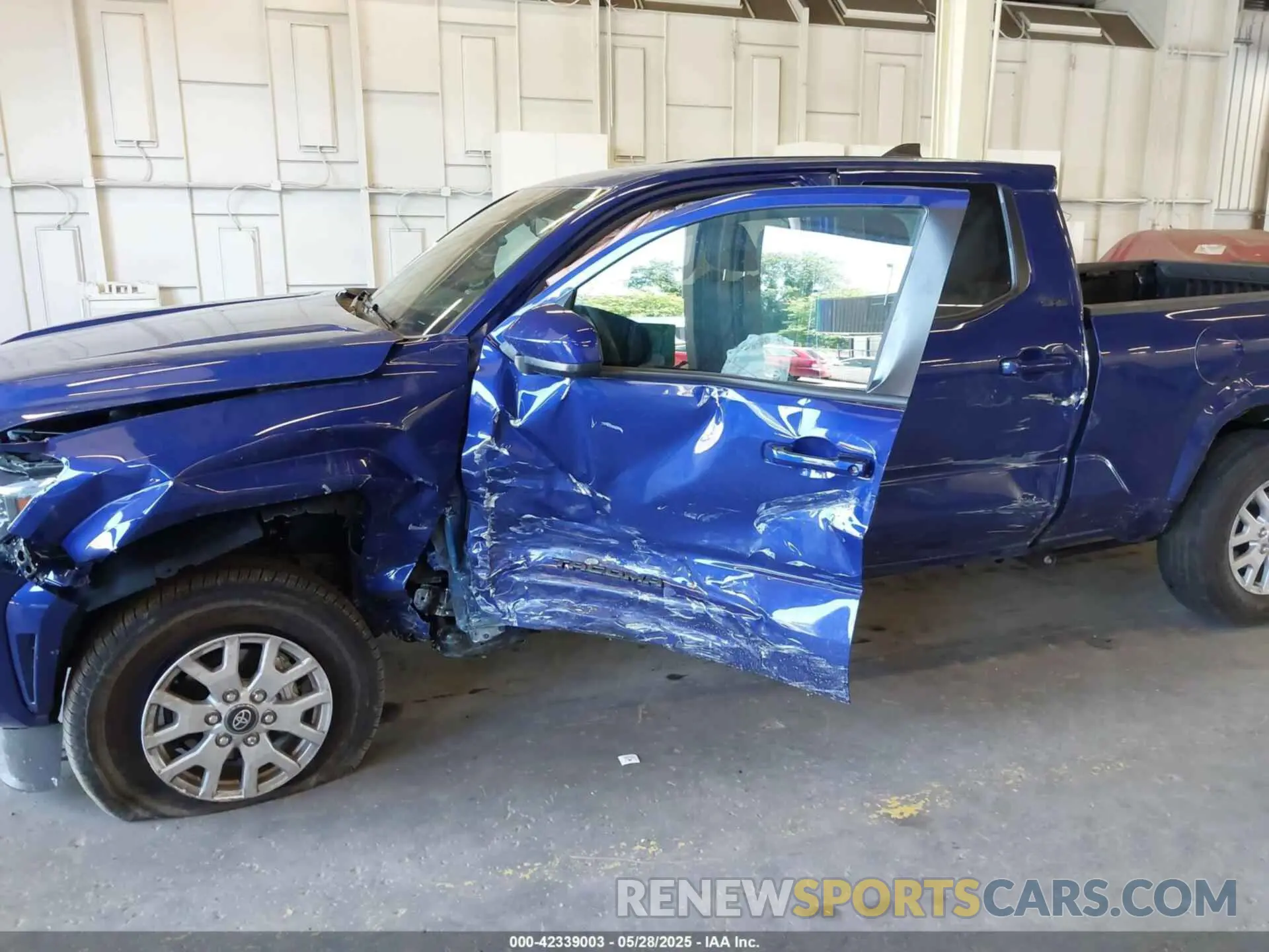 6 Photograph of a damaged car 3TMLB5JN3RM084999 TOYOTA TACOMA 2024