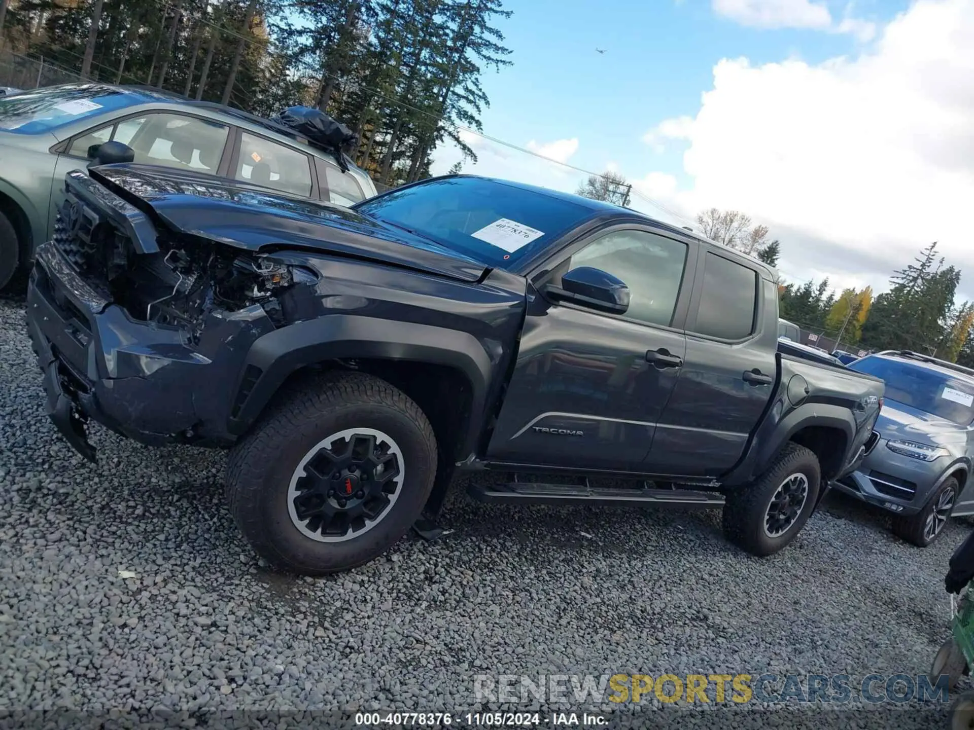 14 Photograph of a damaged car 3TMLB5JN4RM009499 TOYOTA TACOMA 2024