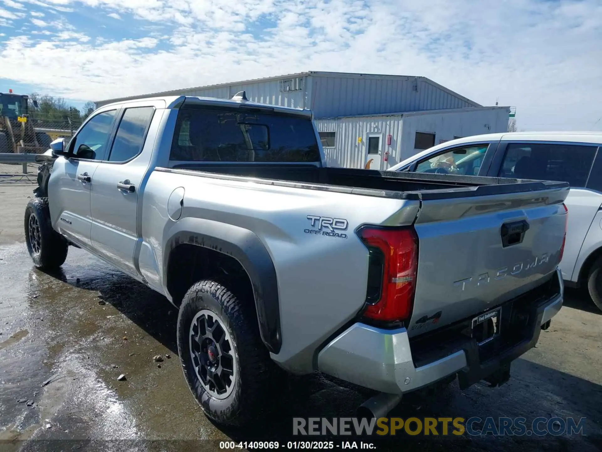 3 Photograph of a damaged car 3TMLB5JN4RM022026 TOYOTA TACOMA 2024