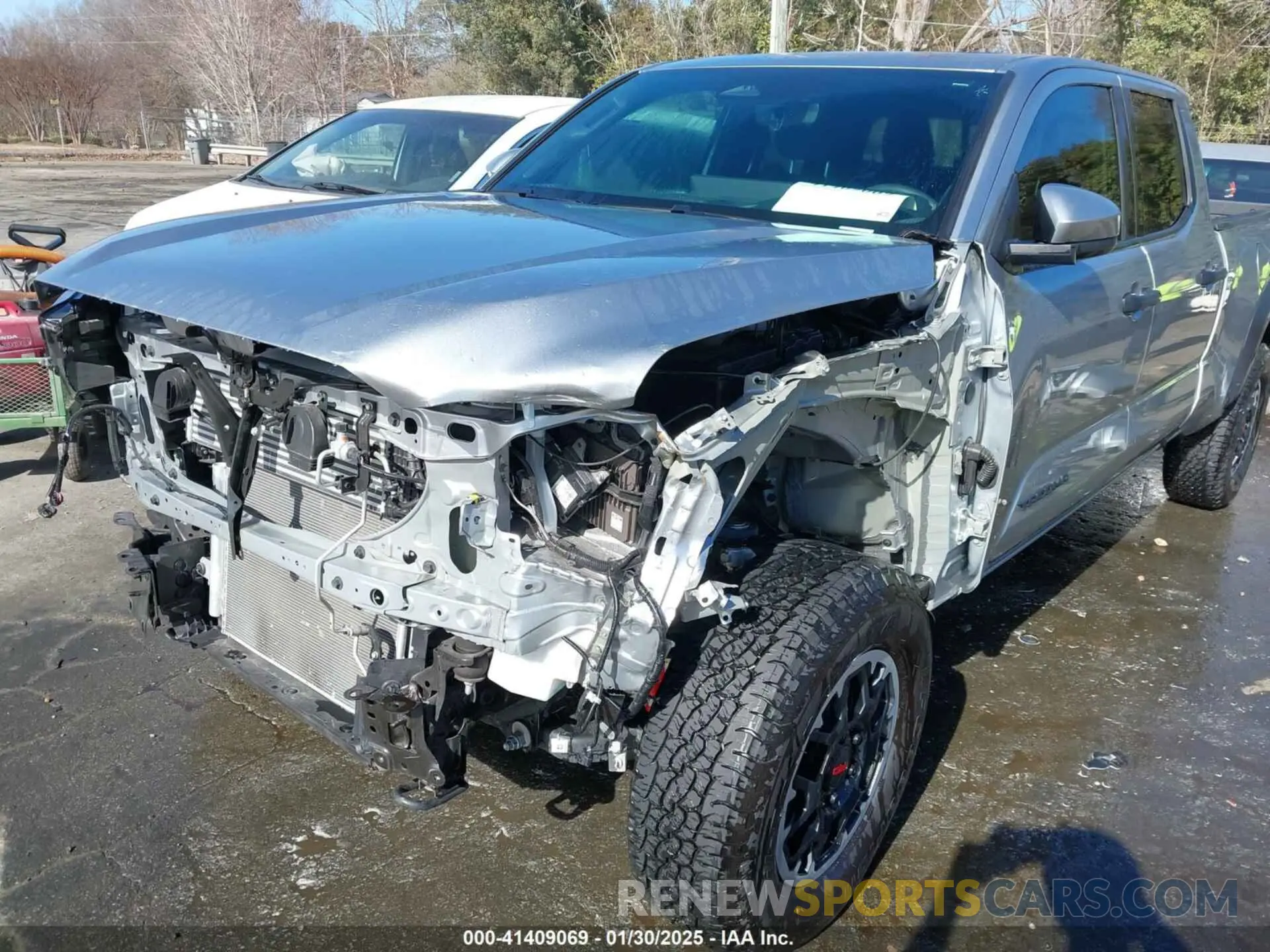 6 Photograph of a damaged car 3TMLB5JN4RM022026 TOYOTA TACOMA 2024