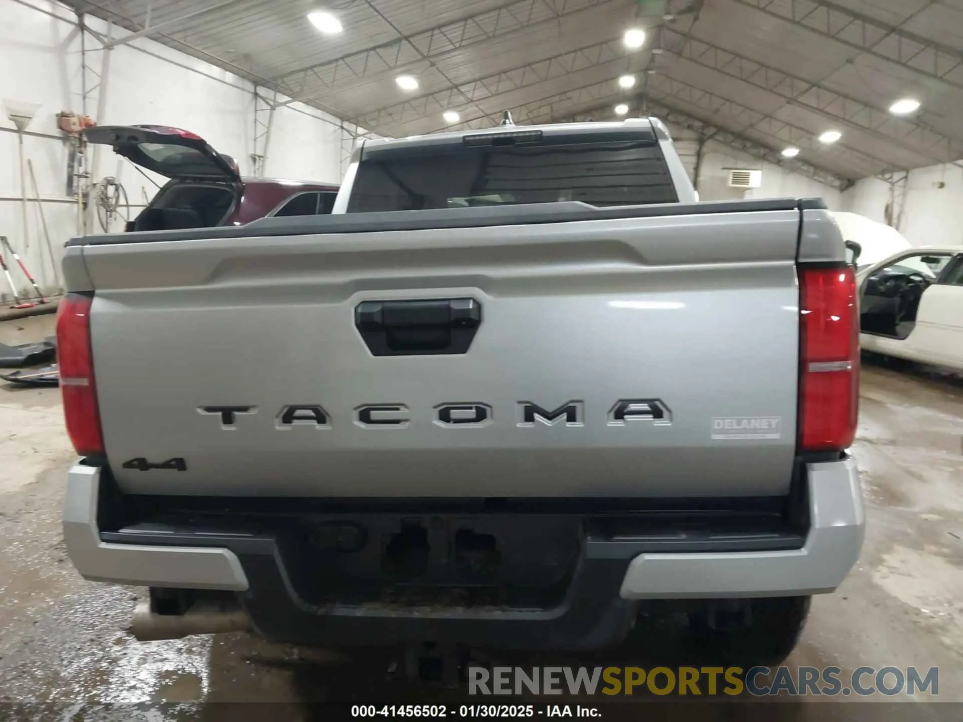 16 Photograph of a damaged car 3TMLB5JN4RM037027 TOYOTA TACOMA 2024